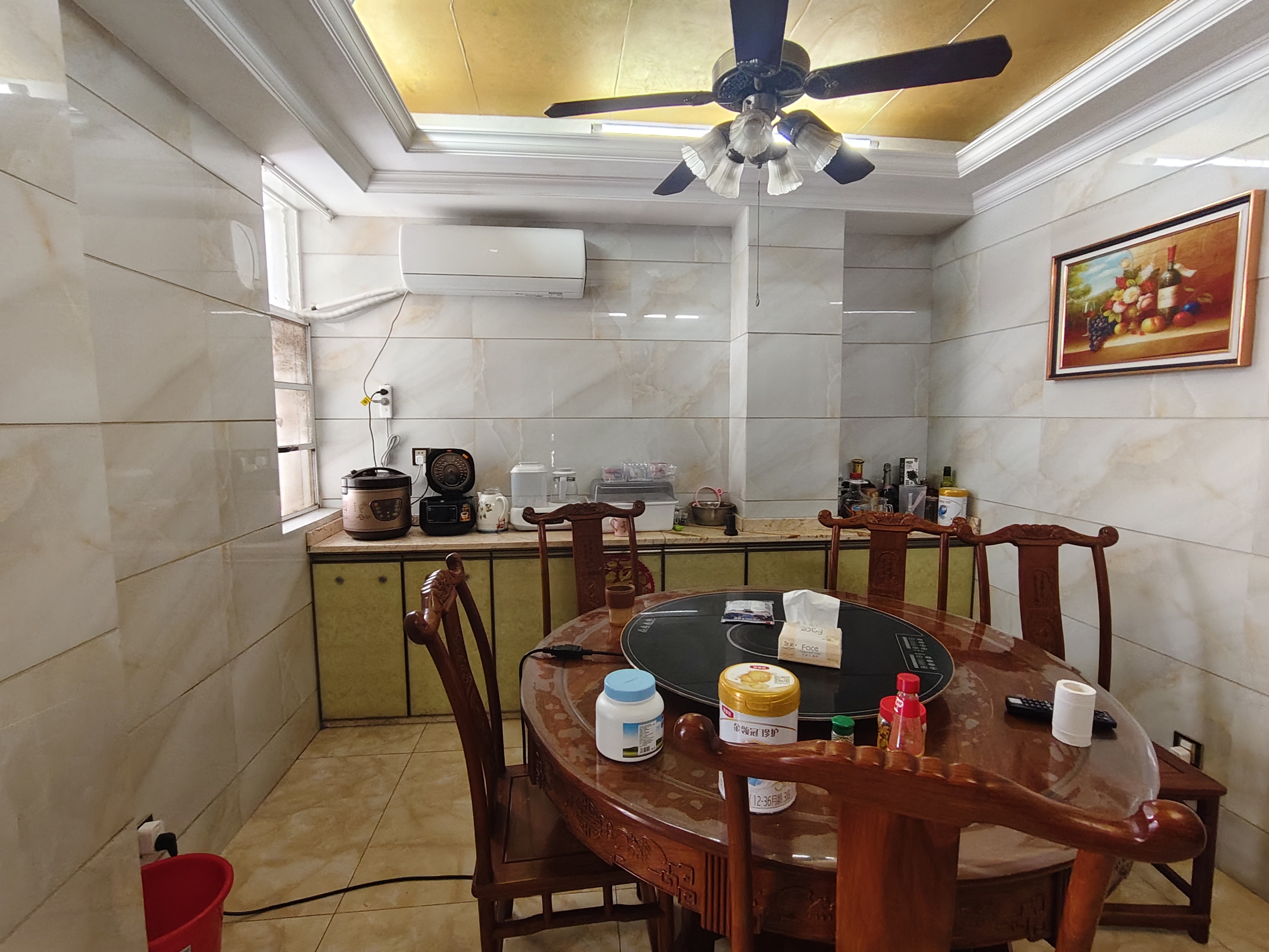 宝泰温泉花园  4室2厅2卫    3800.0元/月室内图