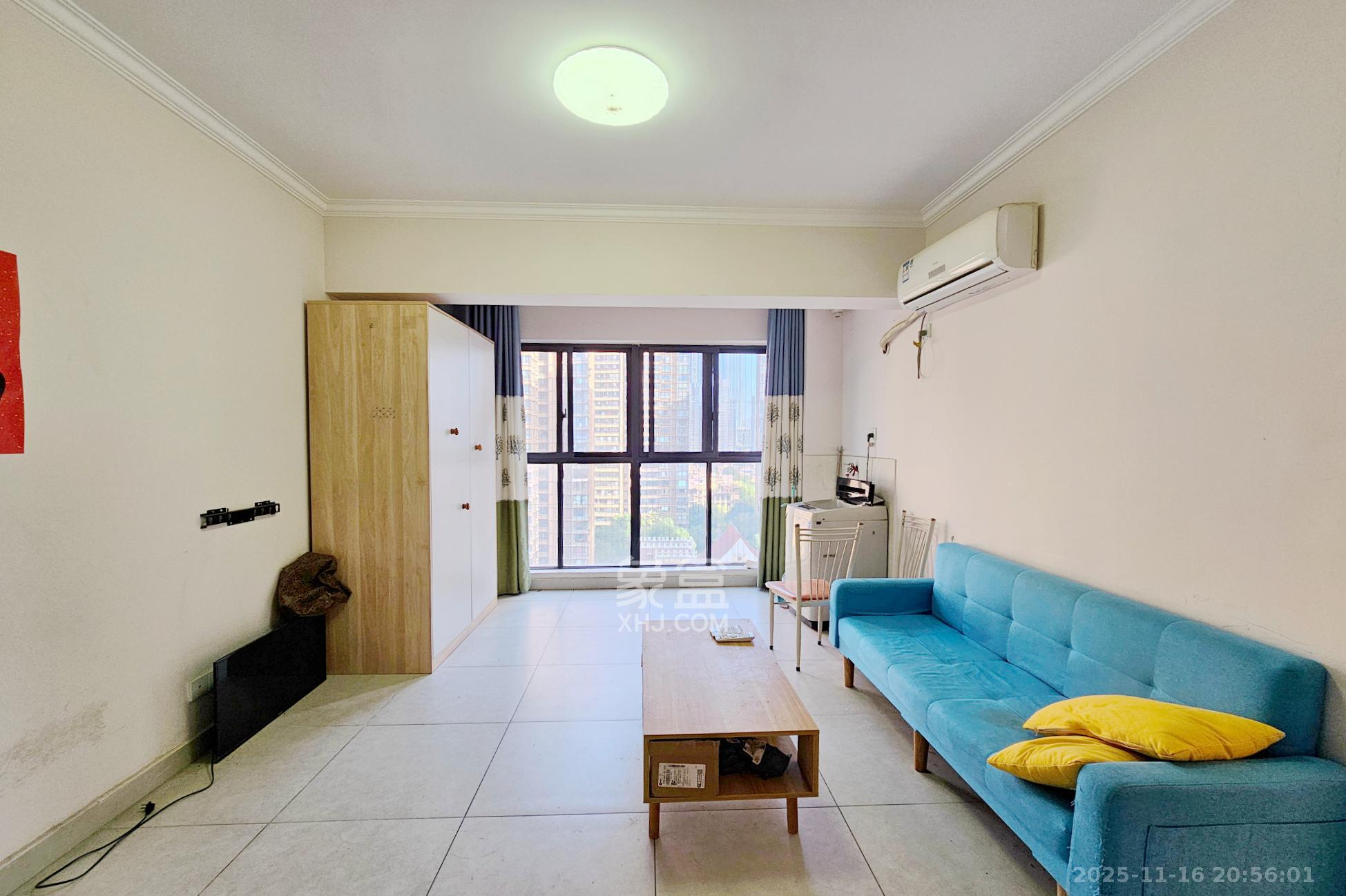 武广美誉 2室1厅1卫 58.0万 武广美誉 2室1厅1卫 58.0万客厅