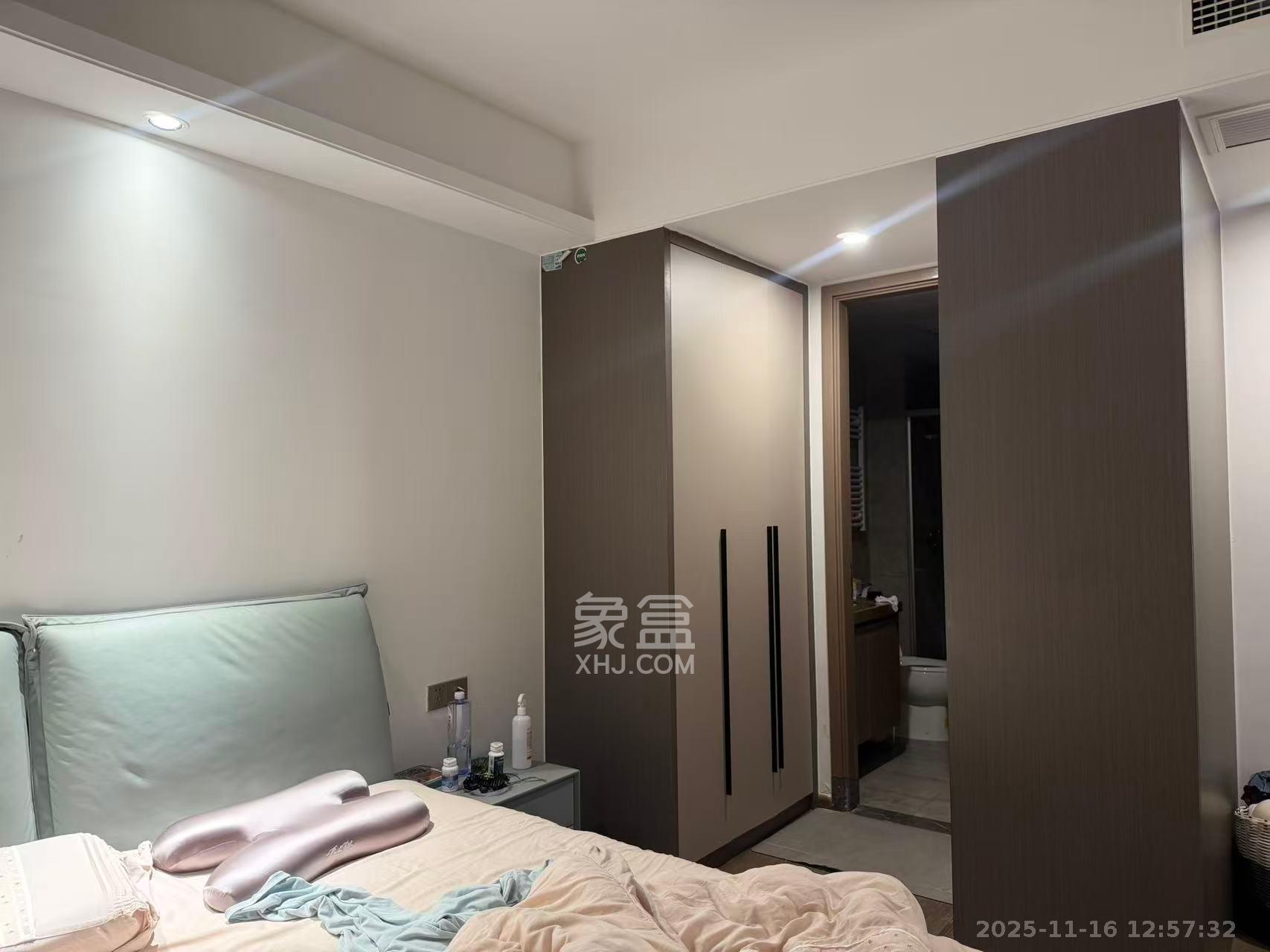 金茂建发泊悦  3室2厅2卫    3500.0元/月室内图