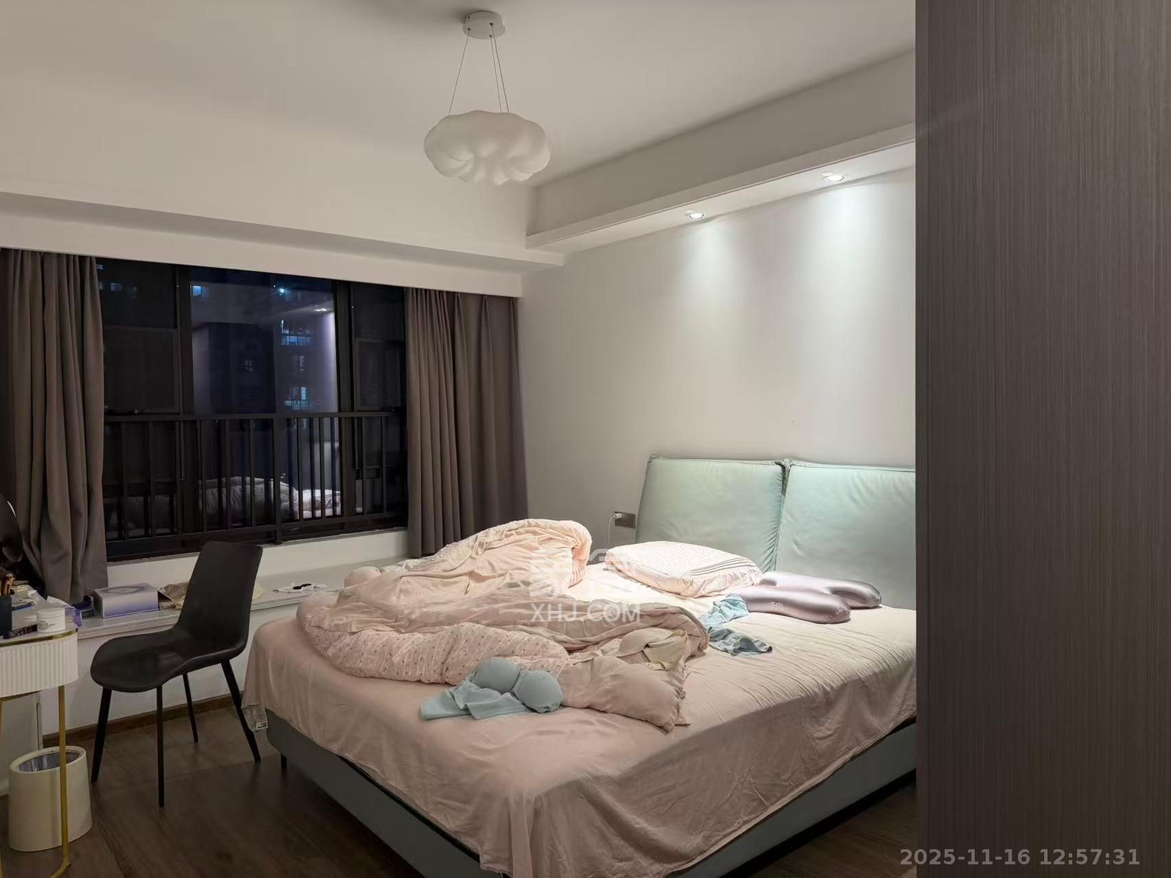 金茂建发泊悦  3室2厅2卫    3500.0元/月室内图