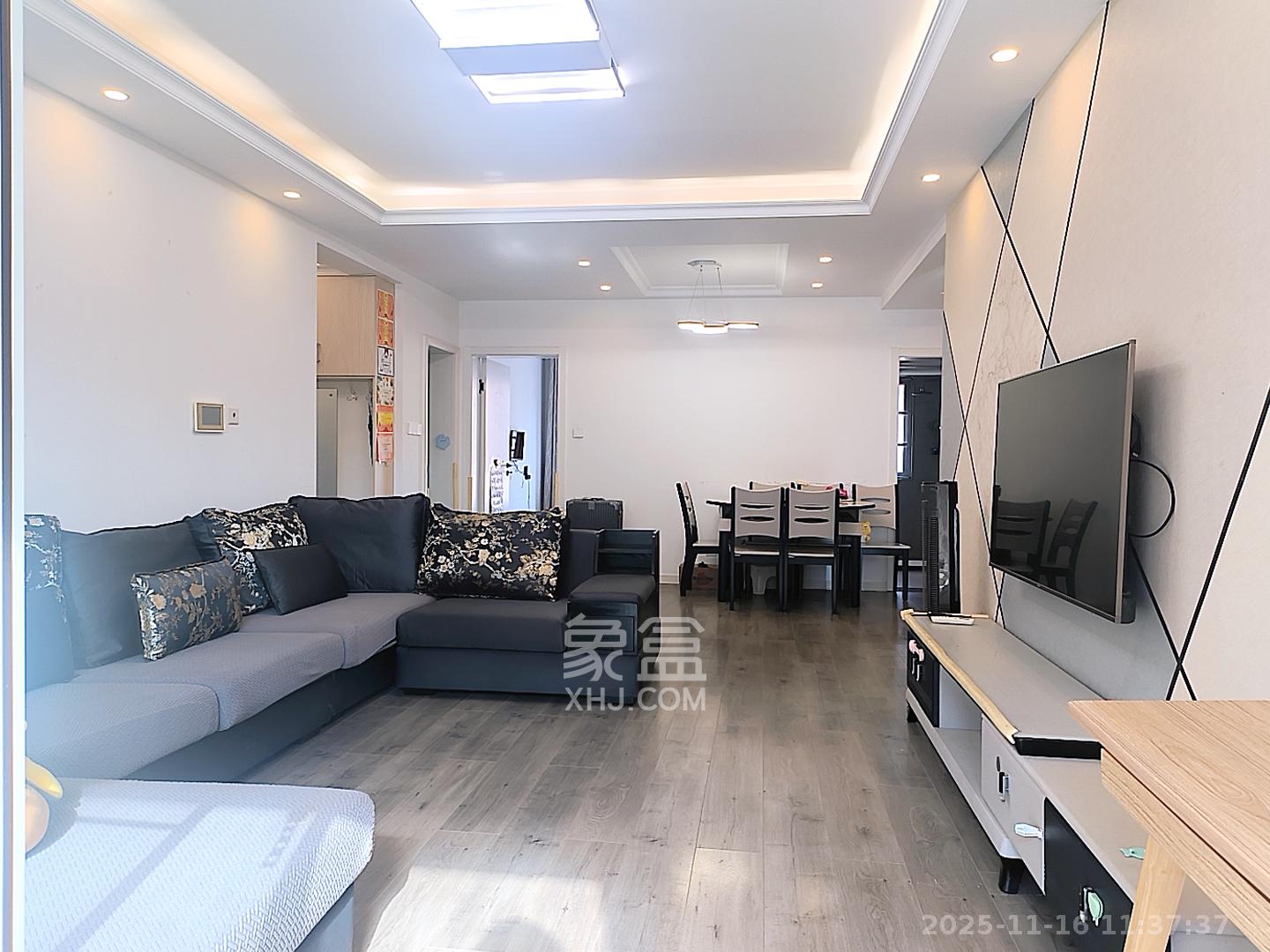 哈佛小镇(五矿哈佛小镇) 4室2厅2卫 2200.0元/月 哈佛小镇(五矿哈佛小镇) 4室2厅2卫 2200.0元/月室内图