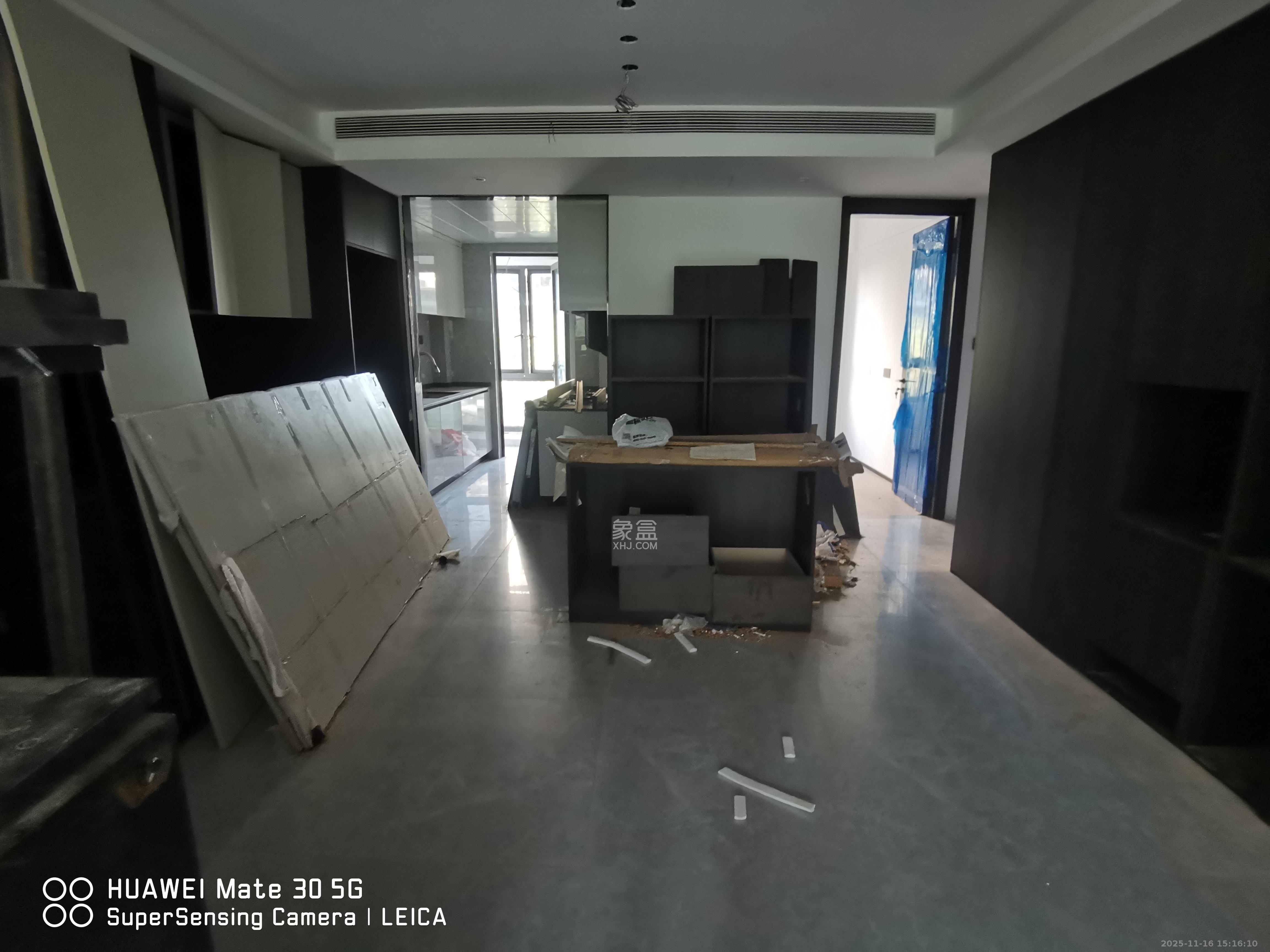 万科松湖天地  4室2厅2卫    169.0万