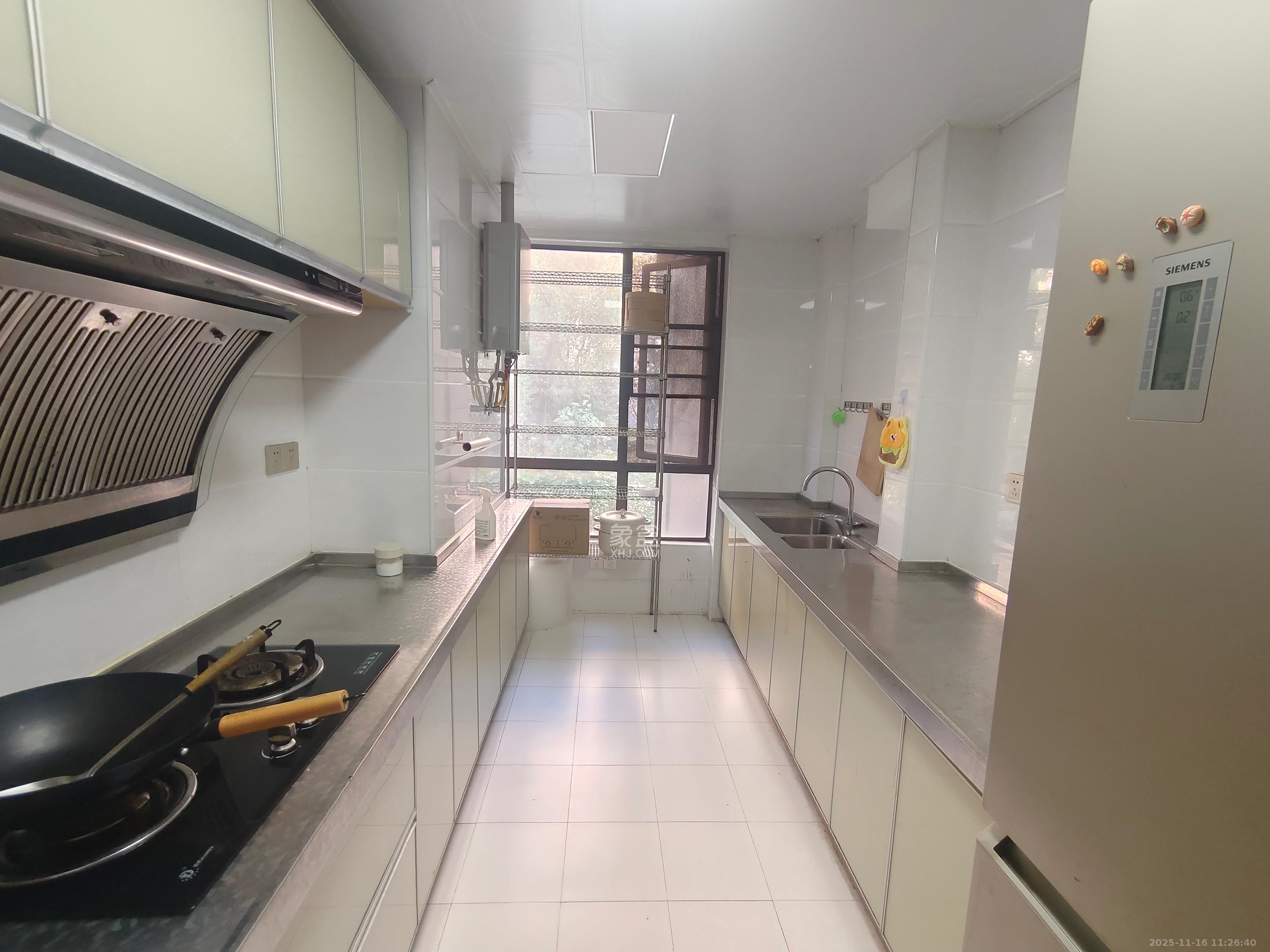 山语城二期  2室1厅1卫    2100.0元/月室内图