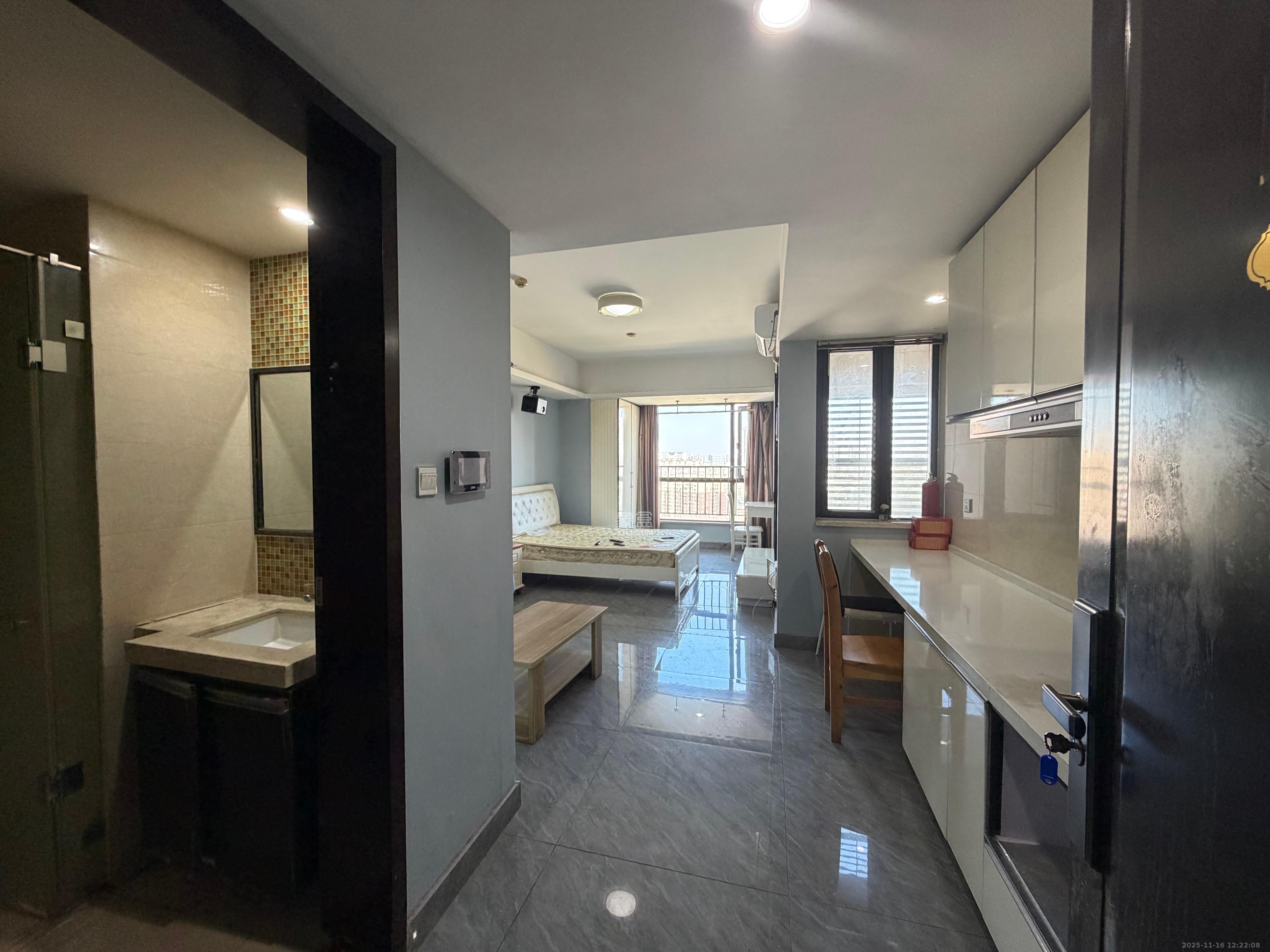 德思勤城市广场(宝格丽公寓) 1室1厅1卫 1400.0元/月 德思勤城市广场(宝格丽公寓) 1室1厅1卫 1400.0元/月室内图