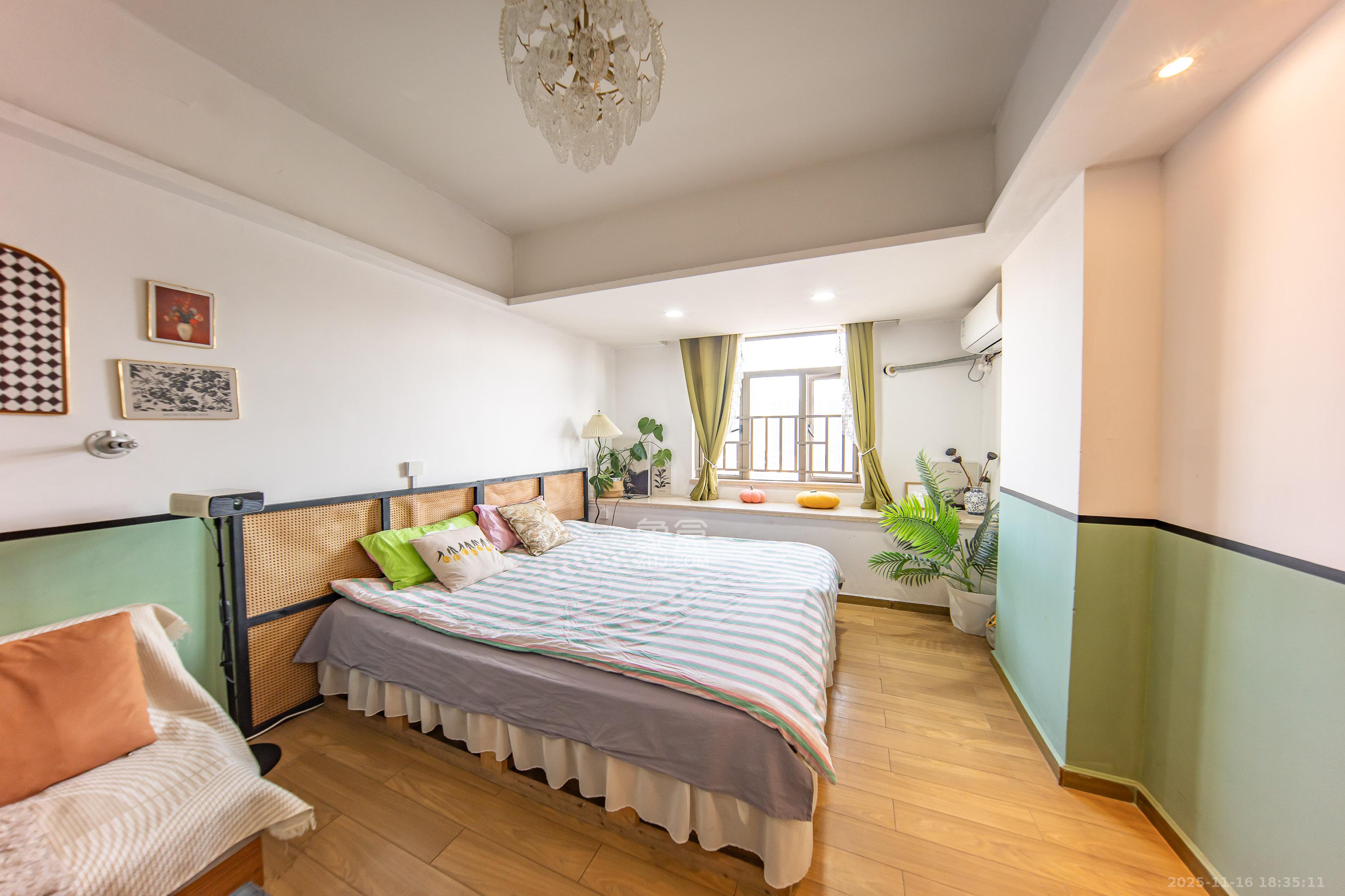 米兰春天 1室1厅1卫 16.8万 米兰春天 1室1厅1卫 16.8万卧室