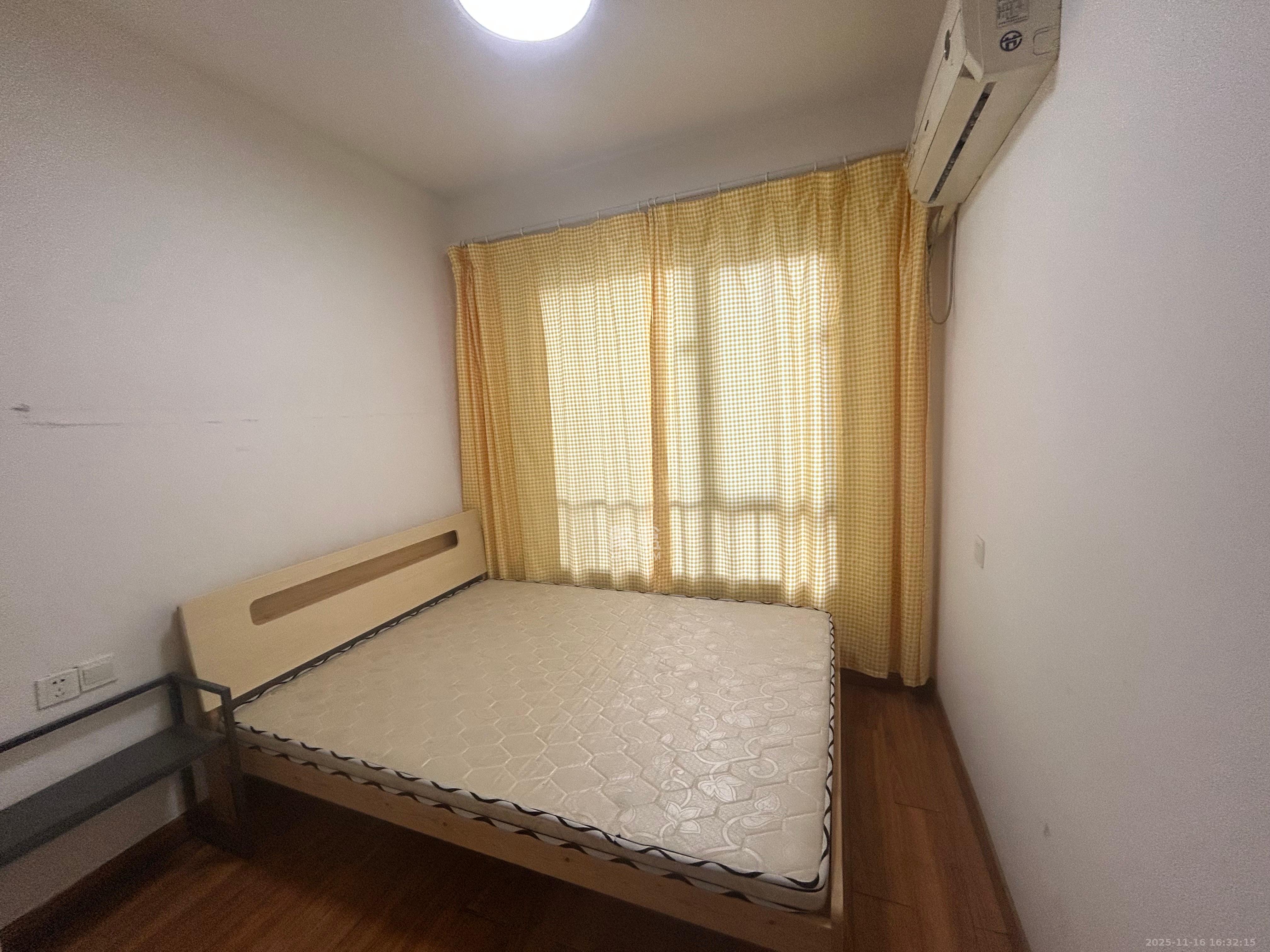 方略城市广场 3室2厅1卫 2200.0元/月 方略城市广场 3室2厅1卫 2200.0元/月室内图