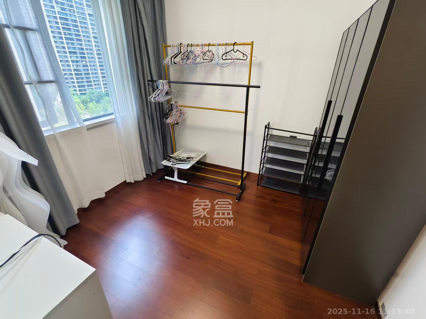 旭辉雨花郡  4室2厅2卫    4200.0元/月室内图