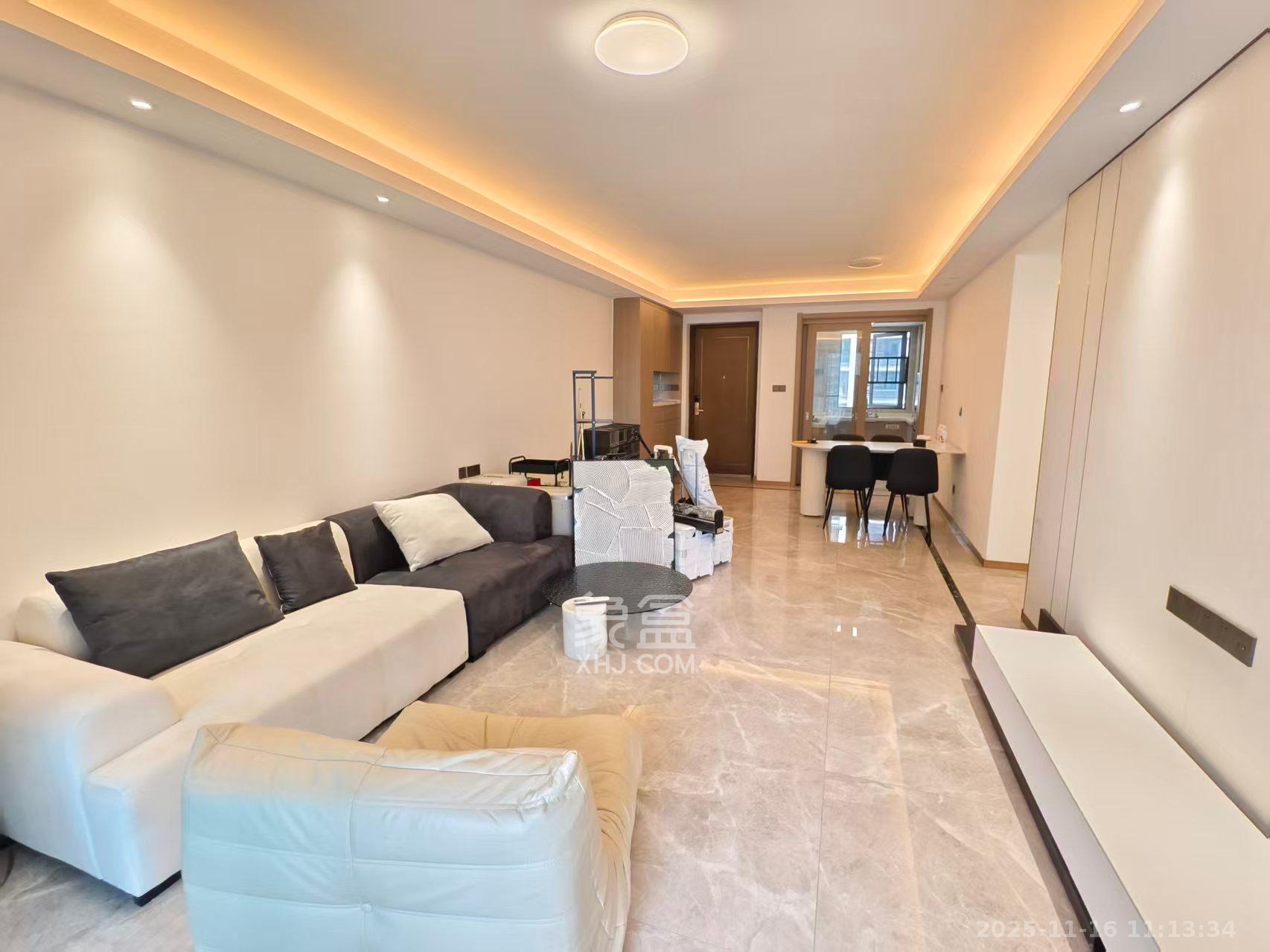 旭辉雨花郡  4室2厅2卫    4200.0元/月室内图