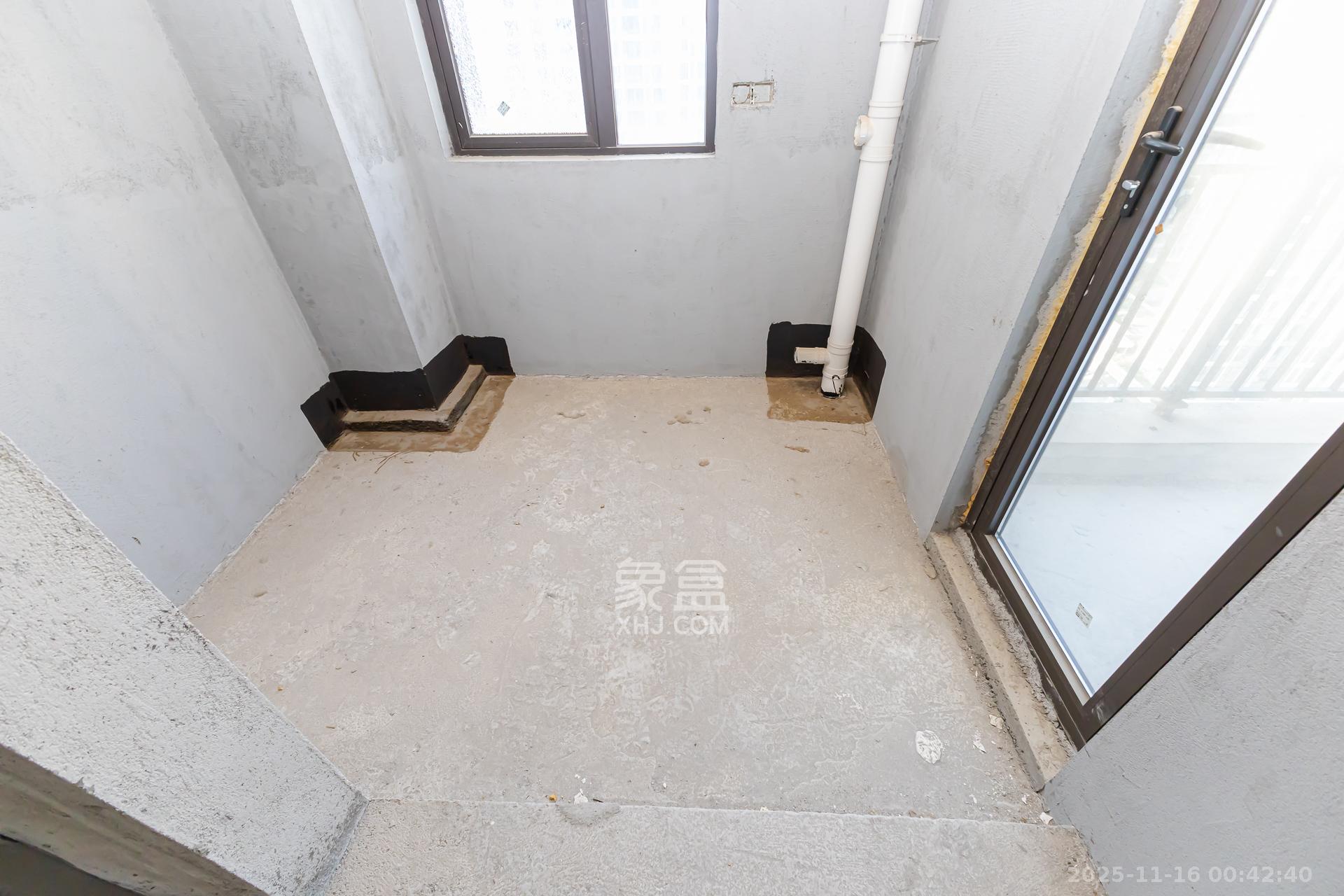 润和湘江天地D区 4室2厅2卫 162.0万 润和湘江天地D区 4室2厅2卫 162.0万厨房