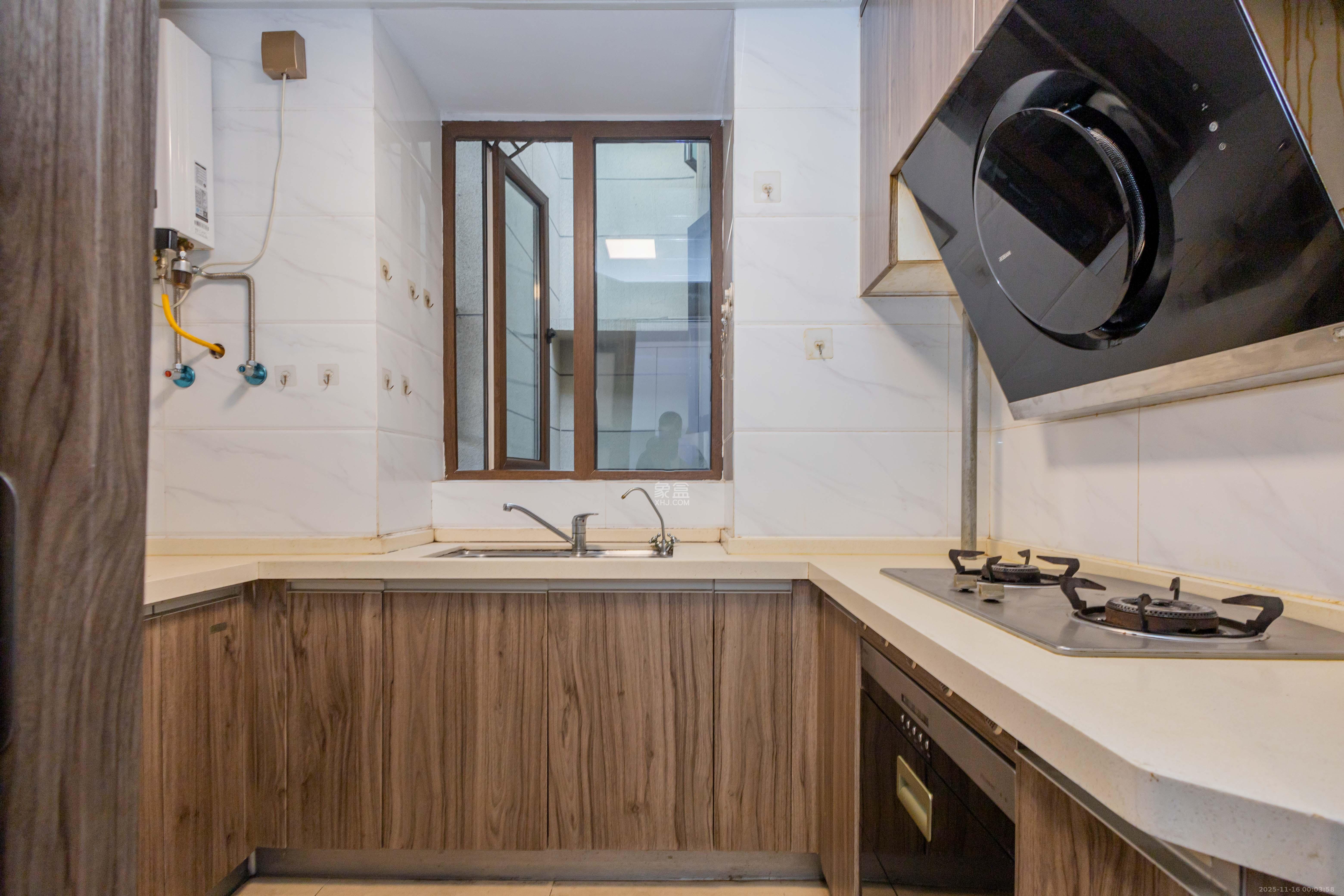 碧桂园星城首府 3室2厅2卫 55.8万 碧桂园星城首府 3室2厅2卫 55.8万厨房