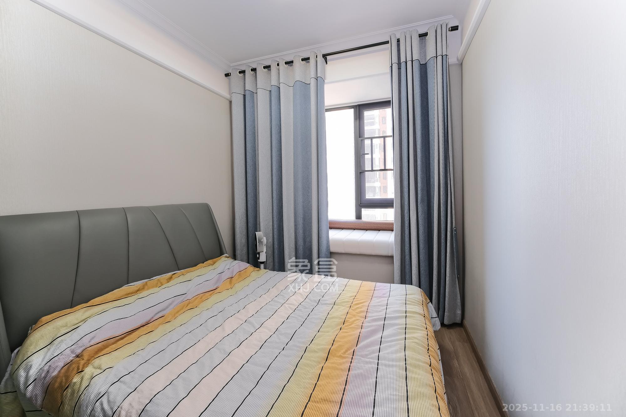 运达锦绣广场  4室2厅2卫    159.8万卧室