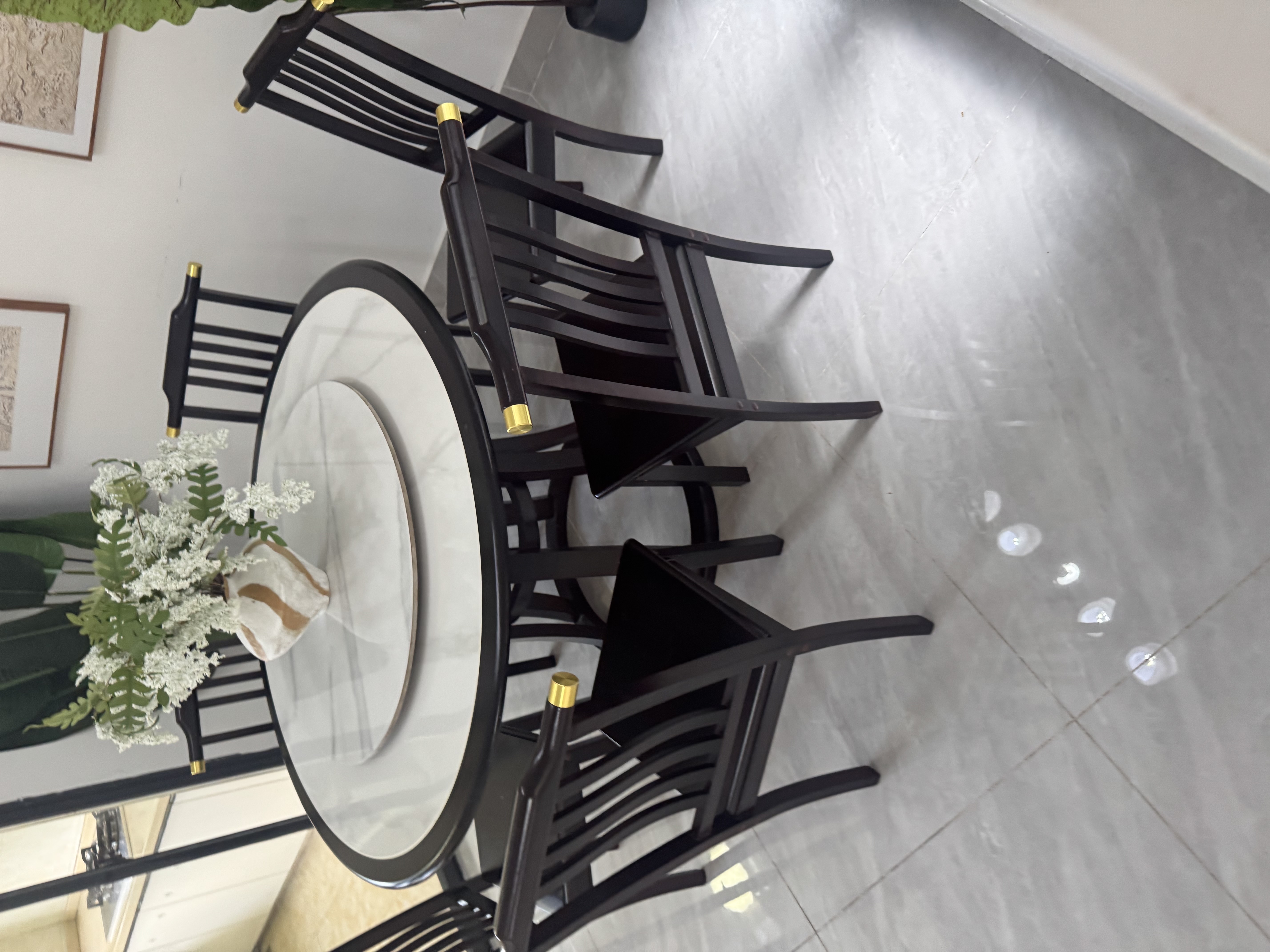 宝安江南城  3室2厅2卫    14000.0元/月户型图