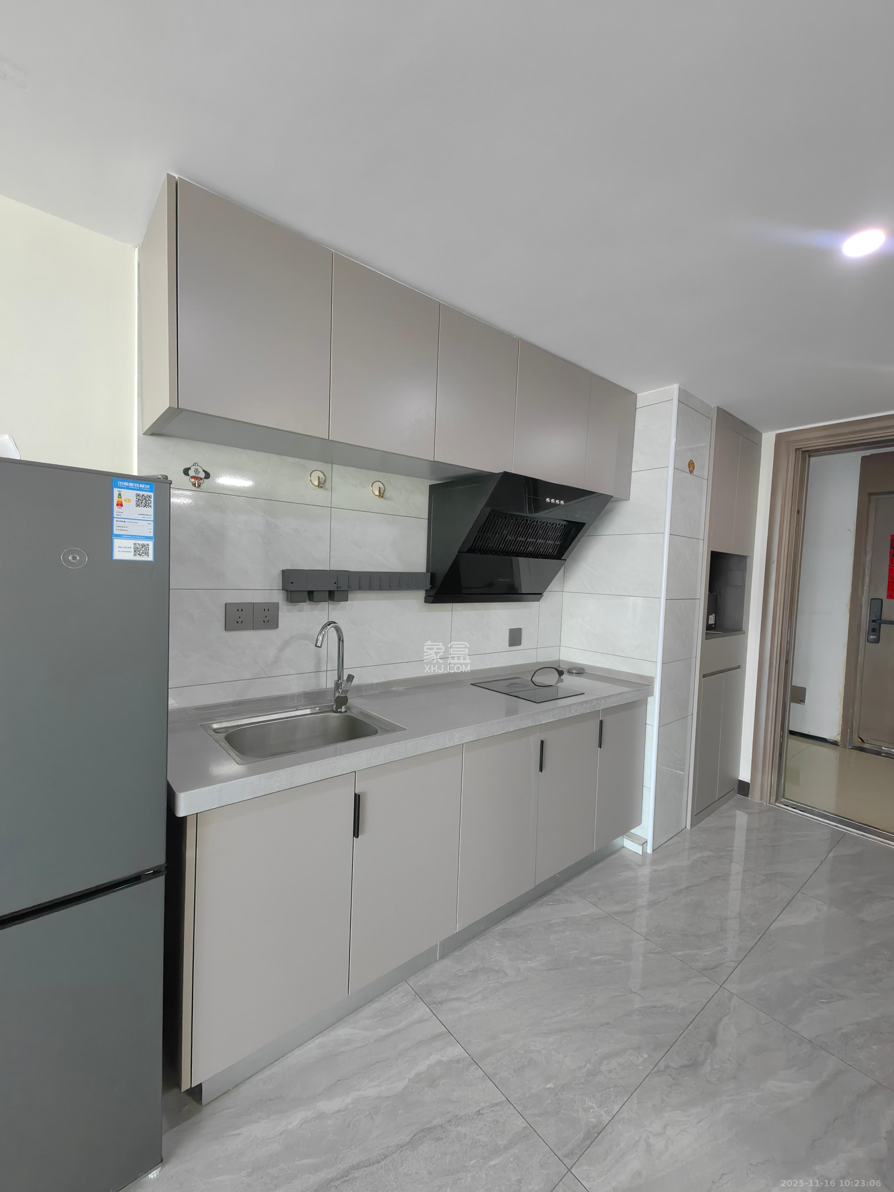 长丰小区 1室1厅1卫 1200.0元/月 长丰小区 1室1厅1卫 1200.0元/月室内图