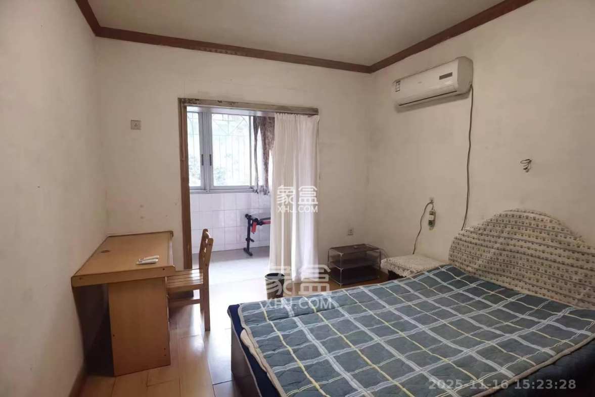 南园小区 2室2厅1卫 1400.0元/月 南园小区 2室2厅1卫 1400.0元/月室内图