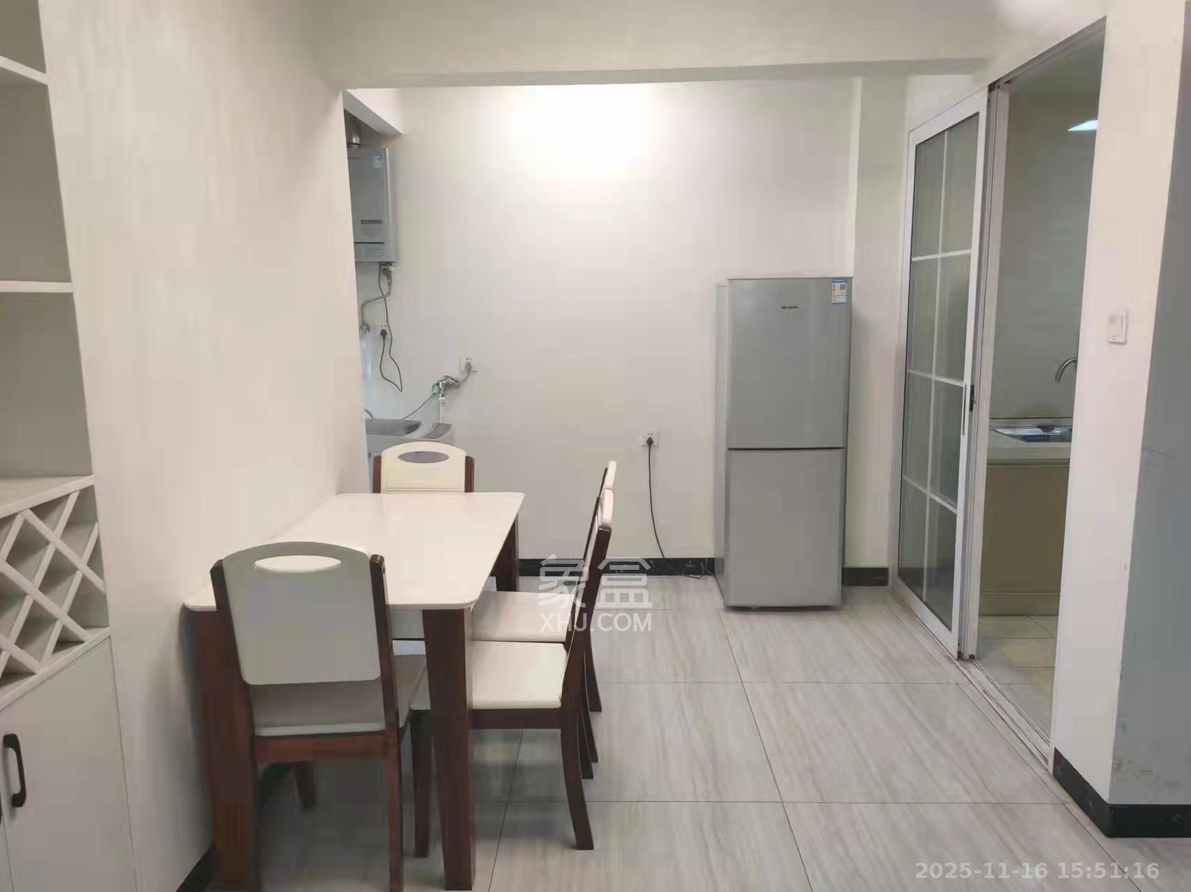 新远时代  2室2厅1卫    1500.0元/月室内图