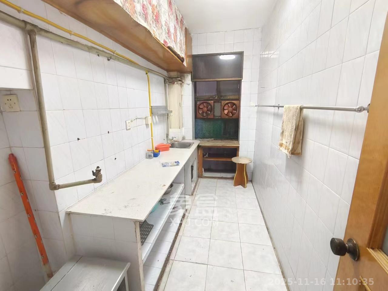 肇家（嘉）坪散盘  3室2厅1卫    2400.0元/月室内图