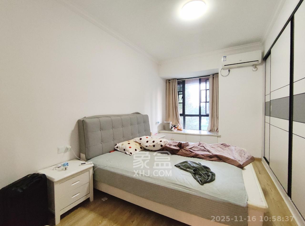 盛世耀凯  2室2厅1卫    2400.0元/月室内图