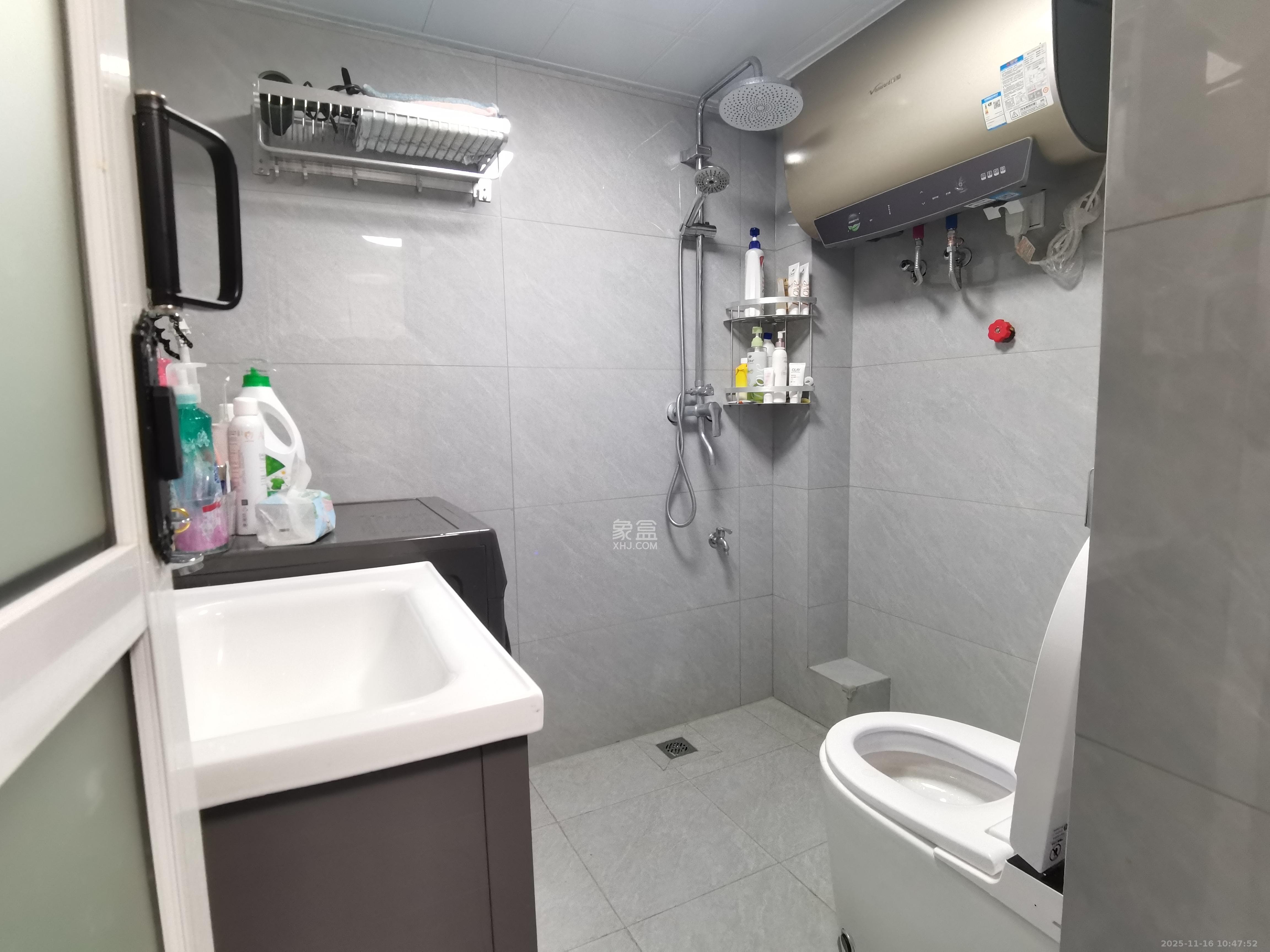 建发中央公园（建发美地）  1室1厅1卫    2200.0元/月室内图