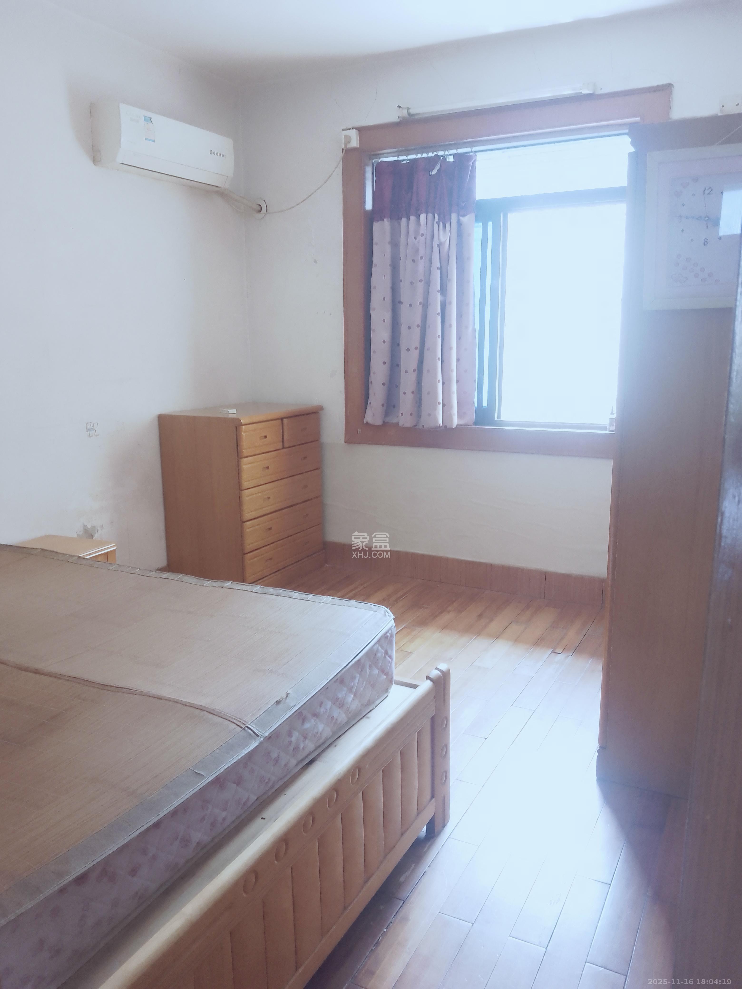 东瓜山三村(东电社区)  2室1厅1卫    1600.0元/月室内图