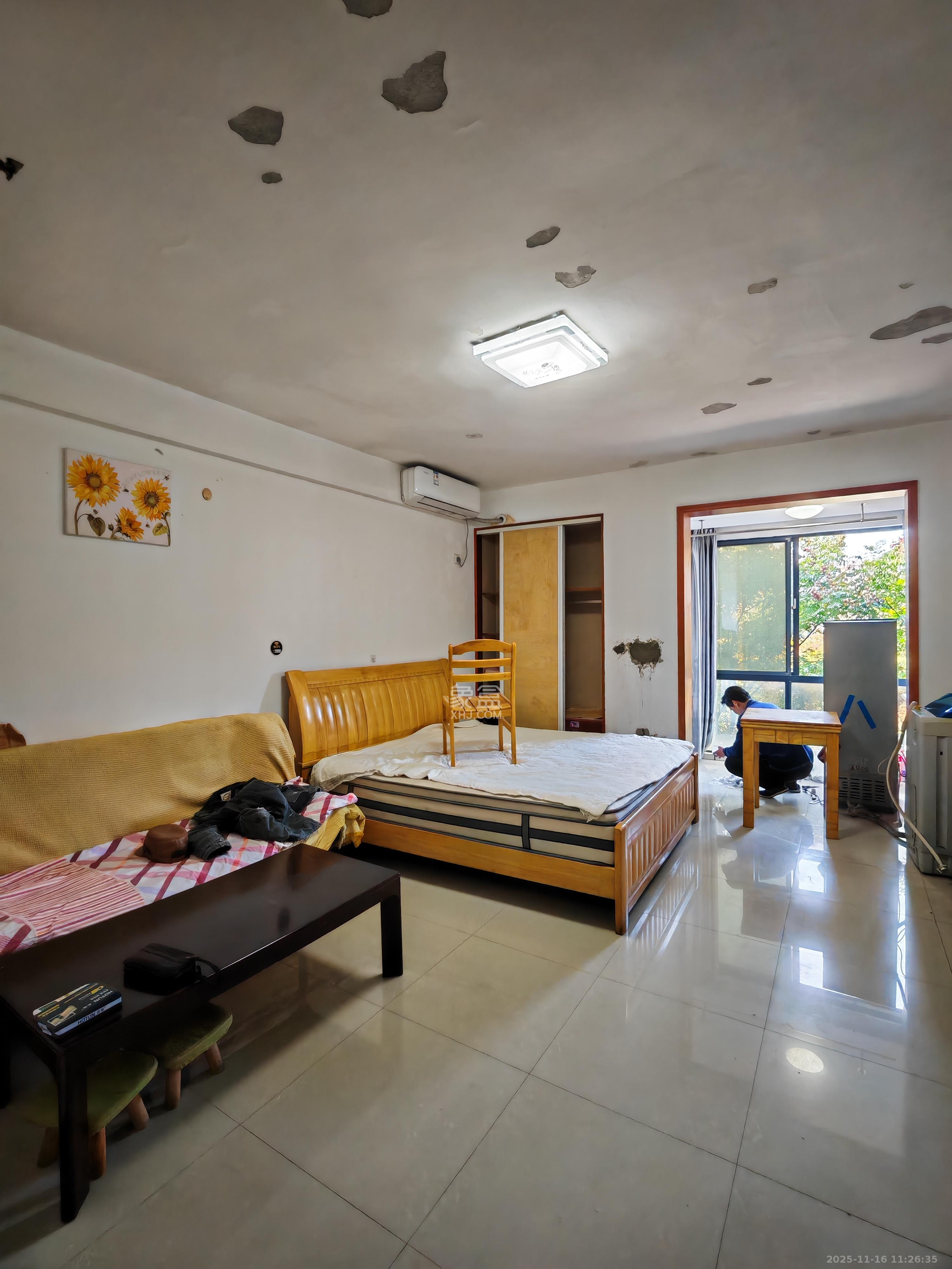 生活艺术城  1室1厅1卫    1200.0元/月室内图