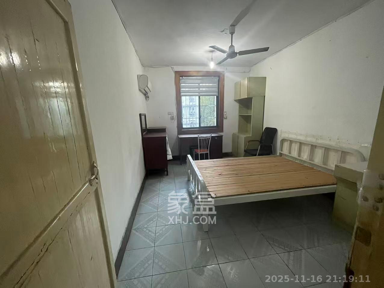 马家冲社区(马家冲小区) 2室1厅1卫 1700.0元/月 马家冲社区(马家冲小区) 2室1厅1卫 1700.0元/月室内图