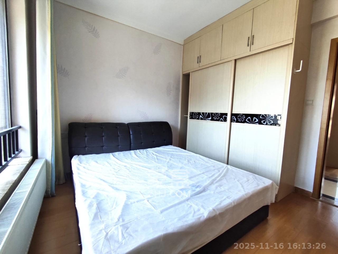 珠江郦城探香里 3室2厅1卫 2300.0元/月 珠江郦城探香里 3室2厅1卫 2300.0元/月室内图