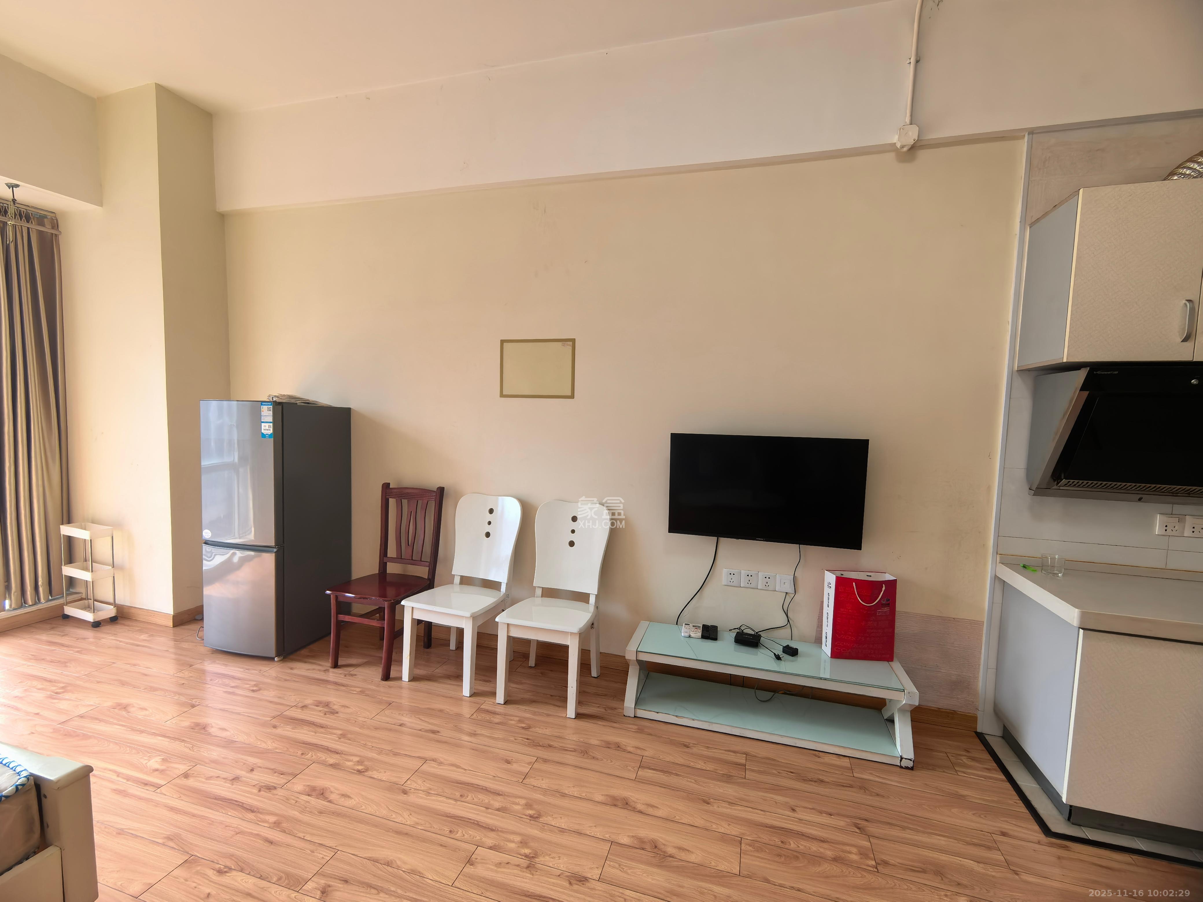 奥克斯缔壹城 1室1厅1卫 1300.0元/月 奥克斯缔壹城 1室1厅1卫 1300.0元/月室内图