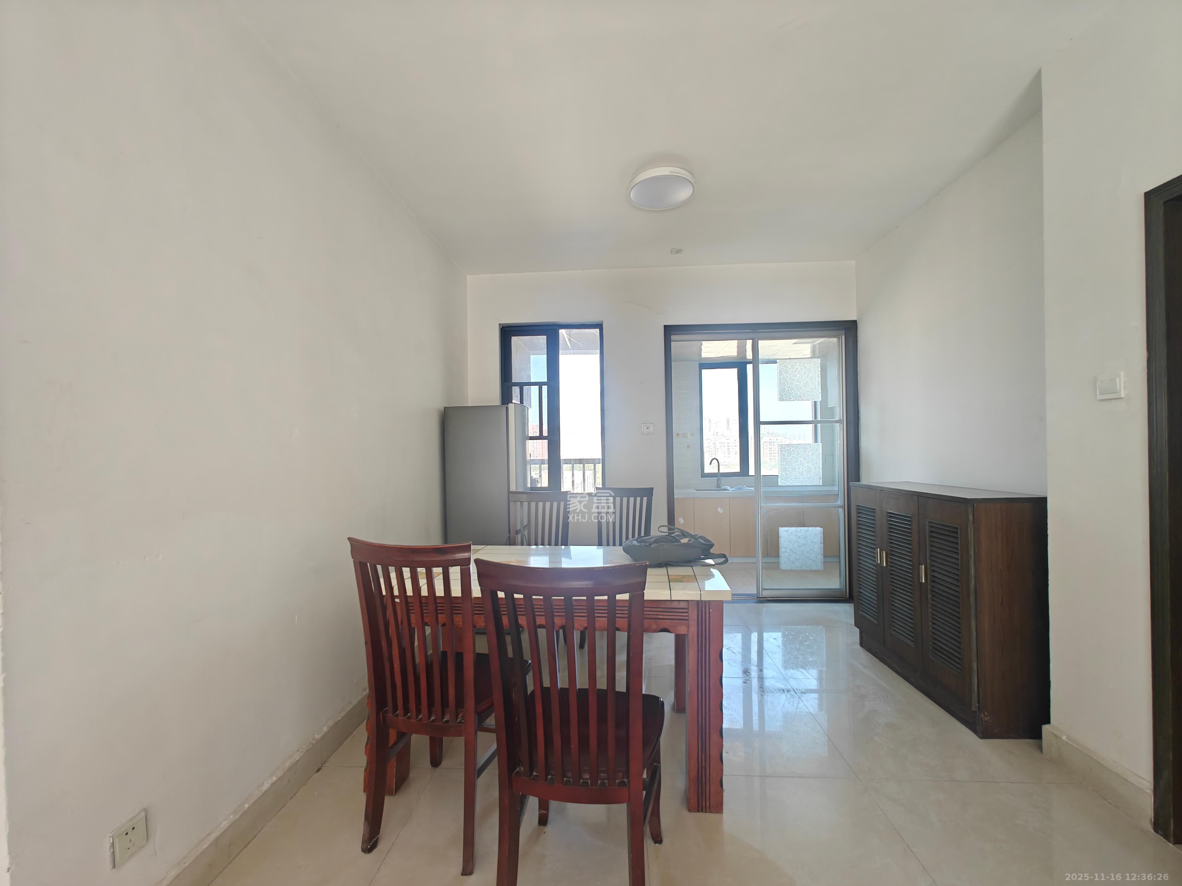 三江花中城 2室1厅1卫 2300.0元/月 三江花中城 2室1厅1卫 2300.0元/月室内图