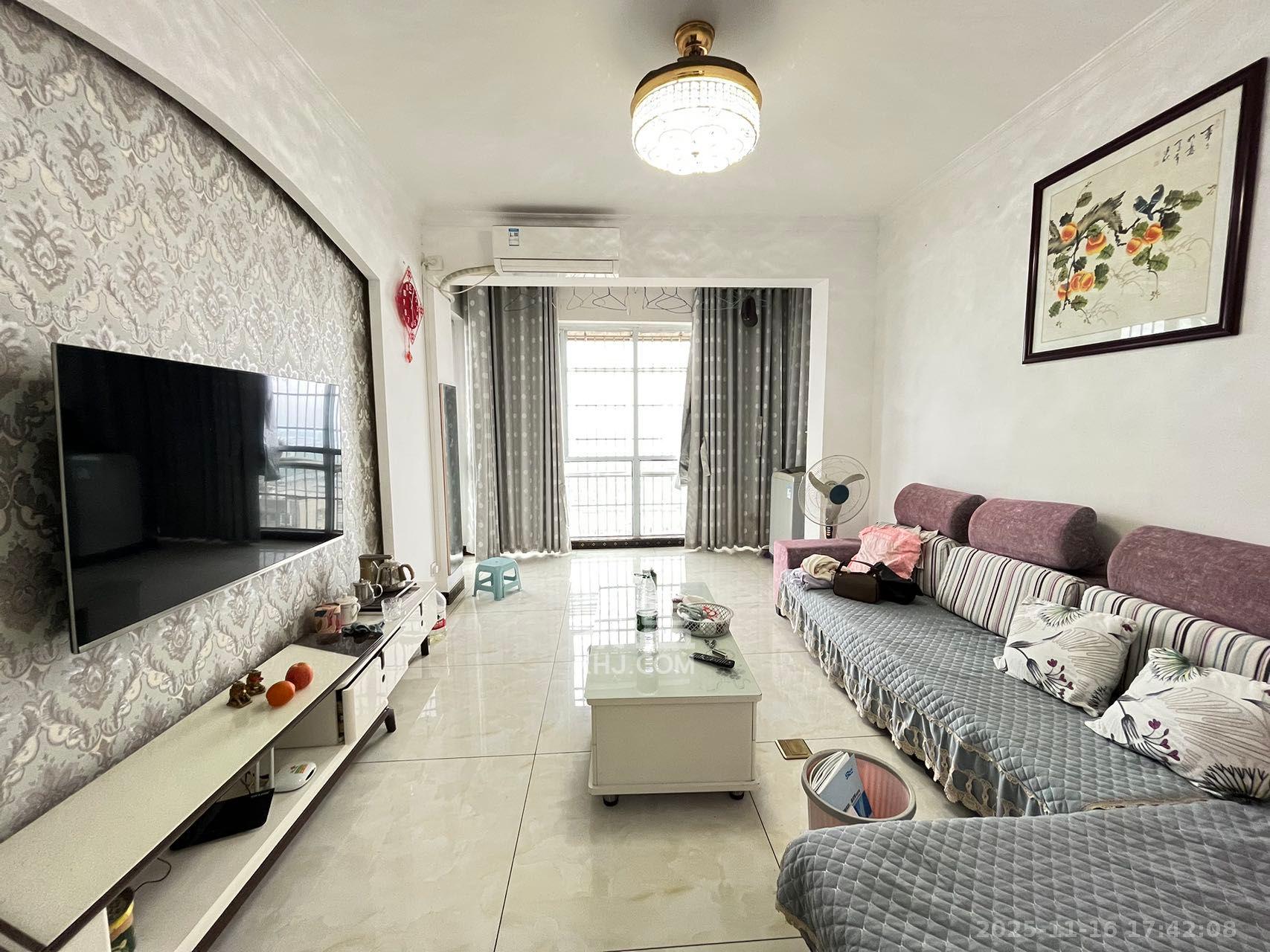 可可小城（麓谷可可小城)  2室1厅1卫    2200.0元/月