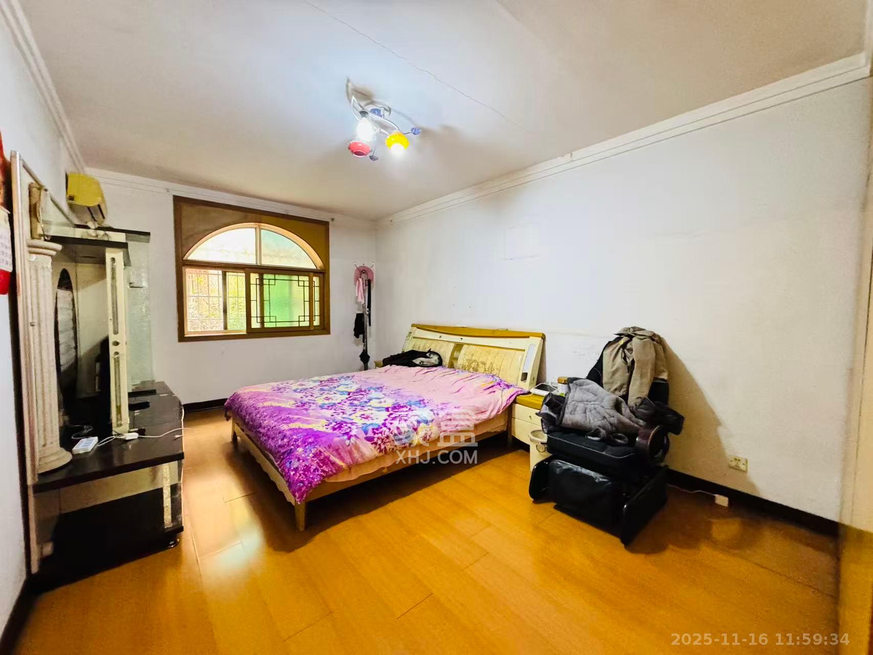 枣子园小区 3室2厅1卫 2800.0元/月 枣子园小区 3室2厅1卫 2800.0元/月室内图