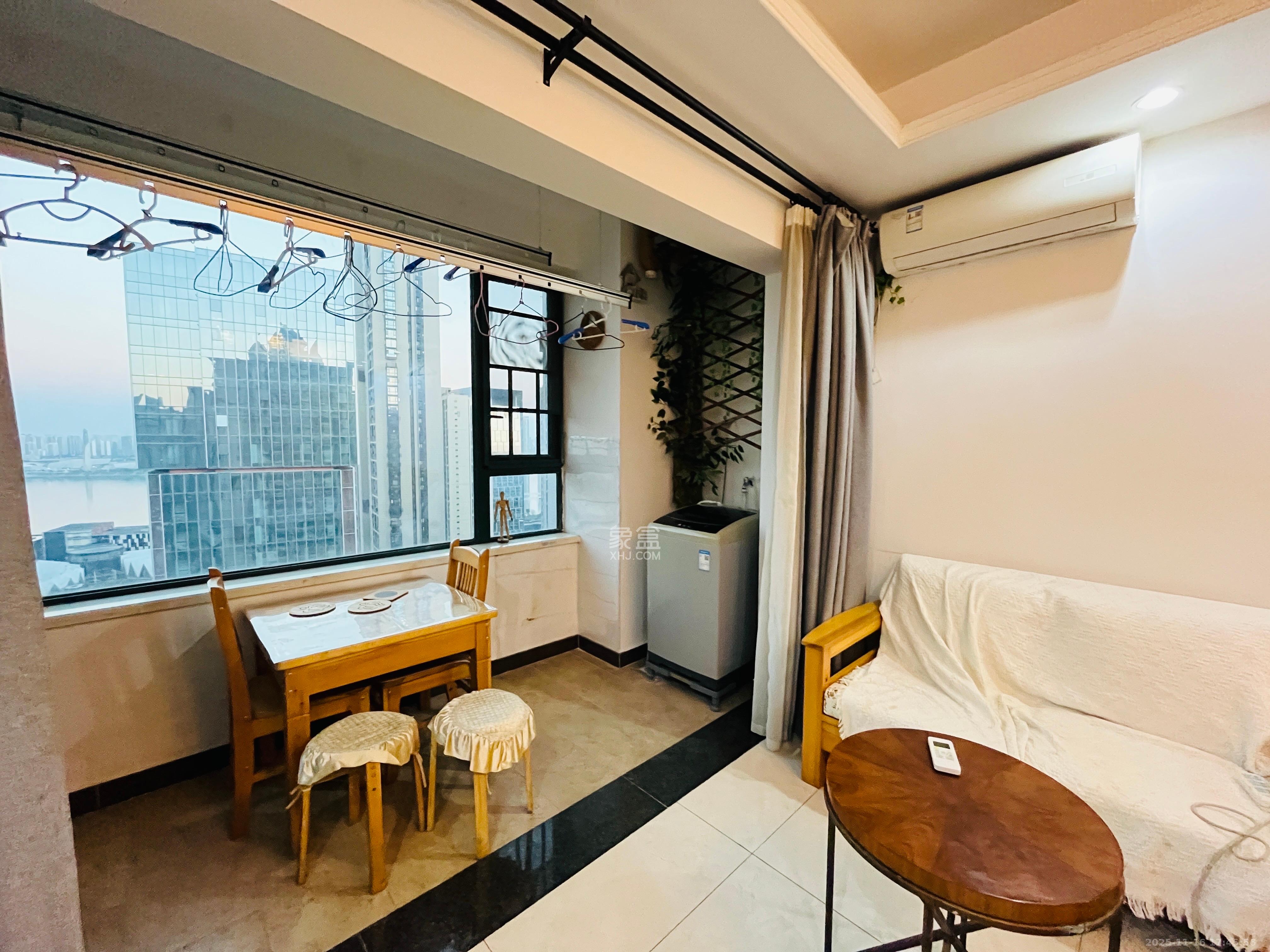 恒大御景湾 1室1厅1卫 1700.0元/月 恒大御景湾 1室1厅1卫 1700.0元/月室内图