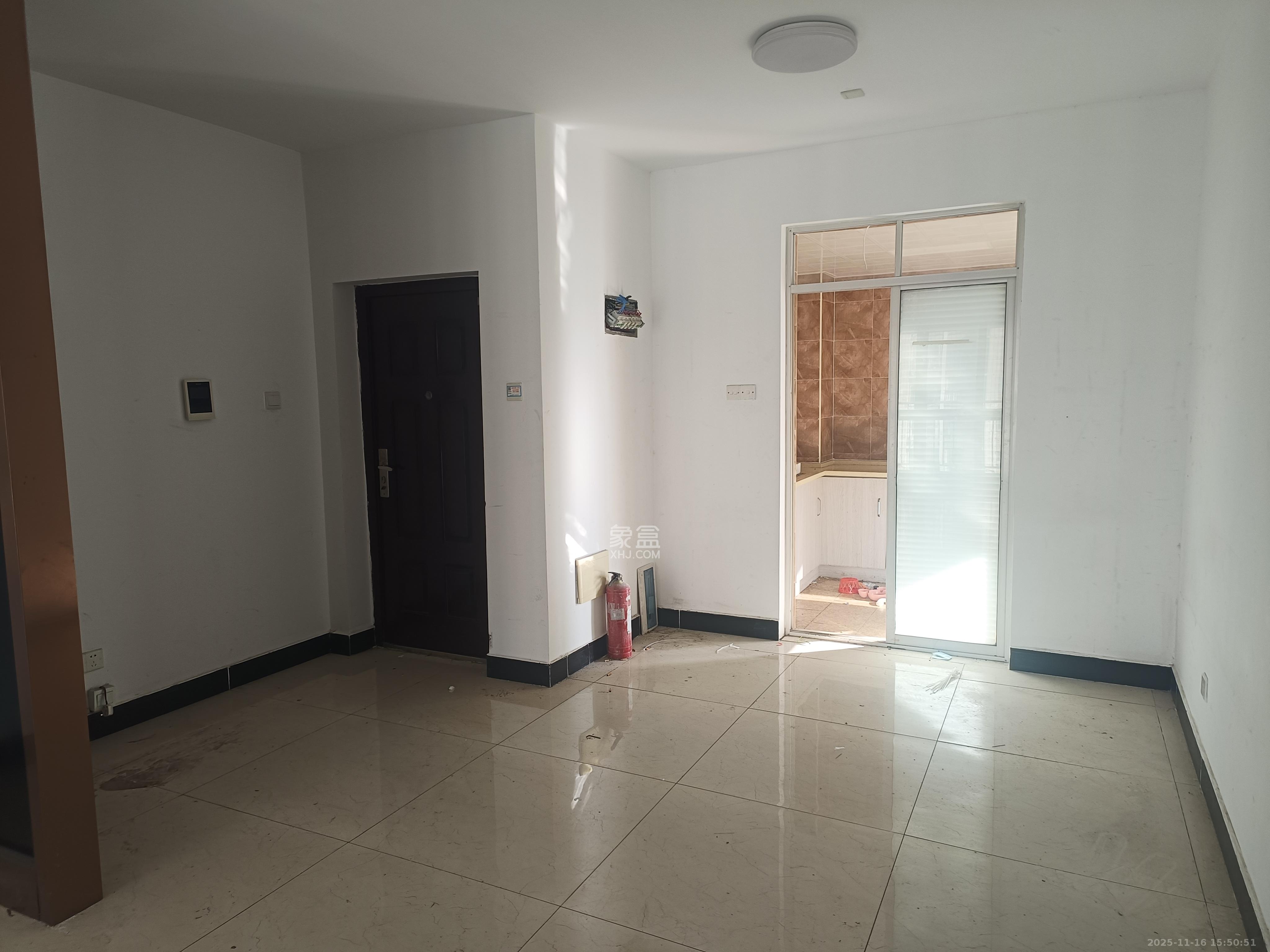 雨花公馆(紫苔名苑) 4室2厅2卫 3200.0元/月 雨花公馆(紫苔名苑) 4室2厅2卫 3200.0元/月室内图