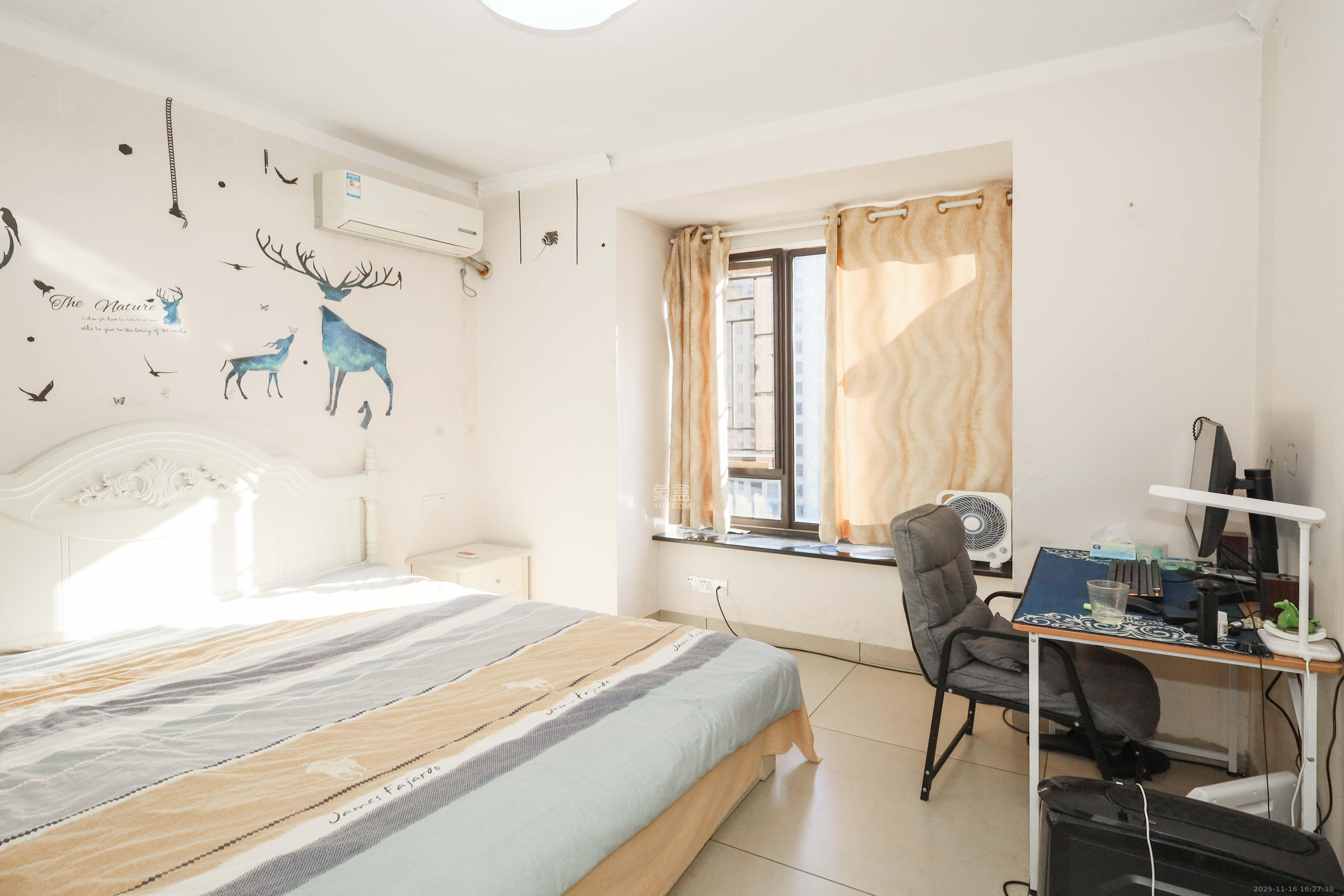 保利麓谷林语E区  3室2厅1卫    63.0万卧室