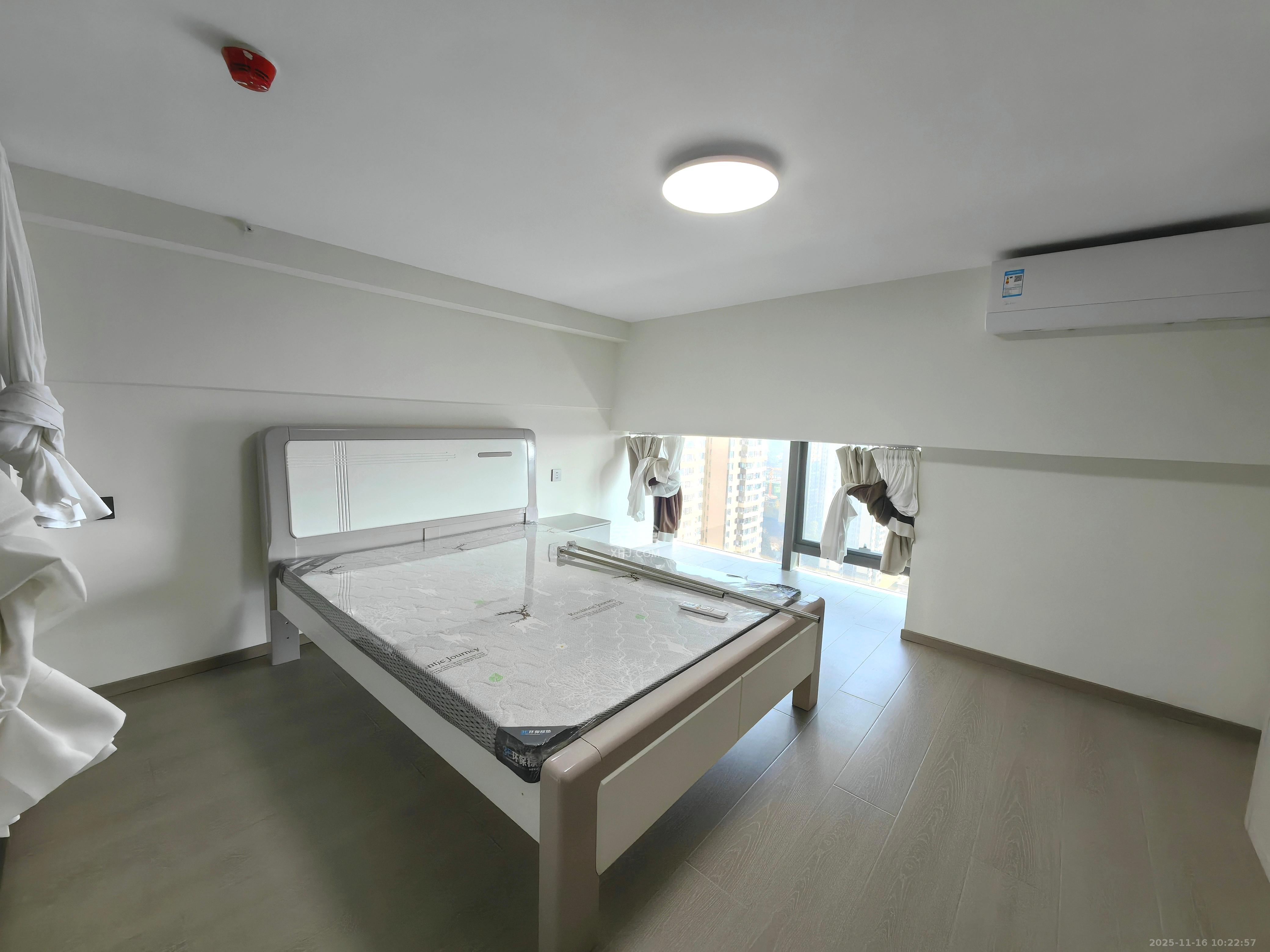 长丰小区  1室1厅1卫    1200.0元/月室内图