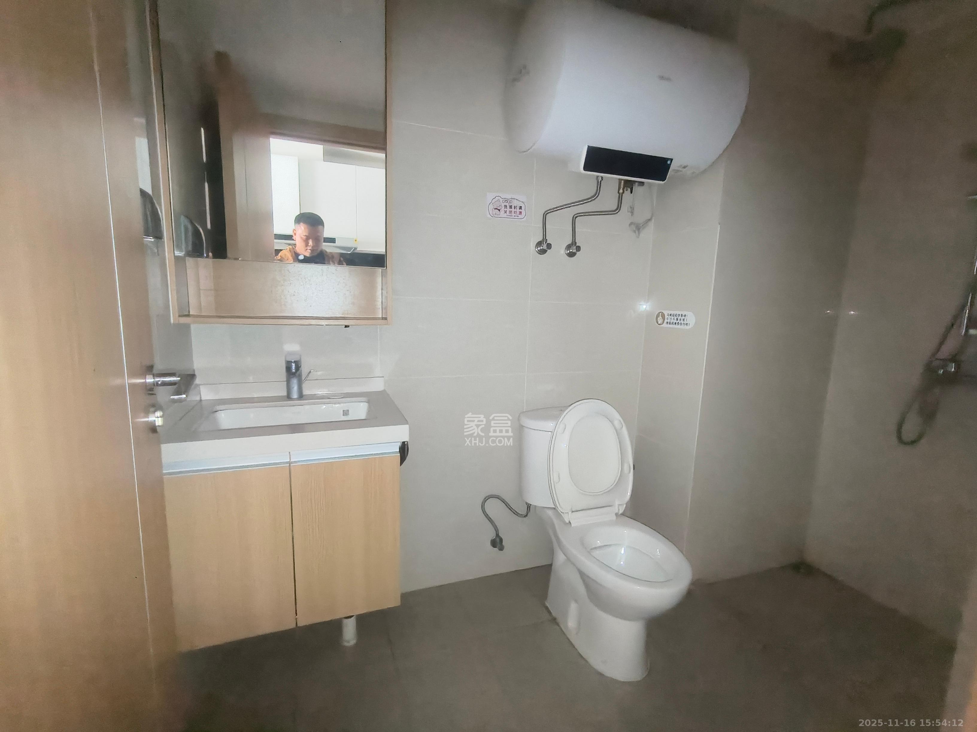 阳光城檀悦  1室1厅1卫    2100.0元/月室内图