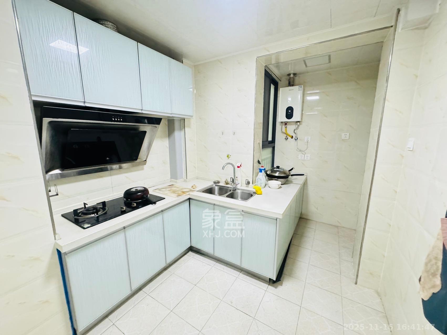 半山壹号 2室1厅1卫 2800.0元/月 半山壹号 2室1厅1卫 2800.0元/月室内图