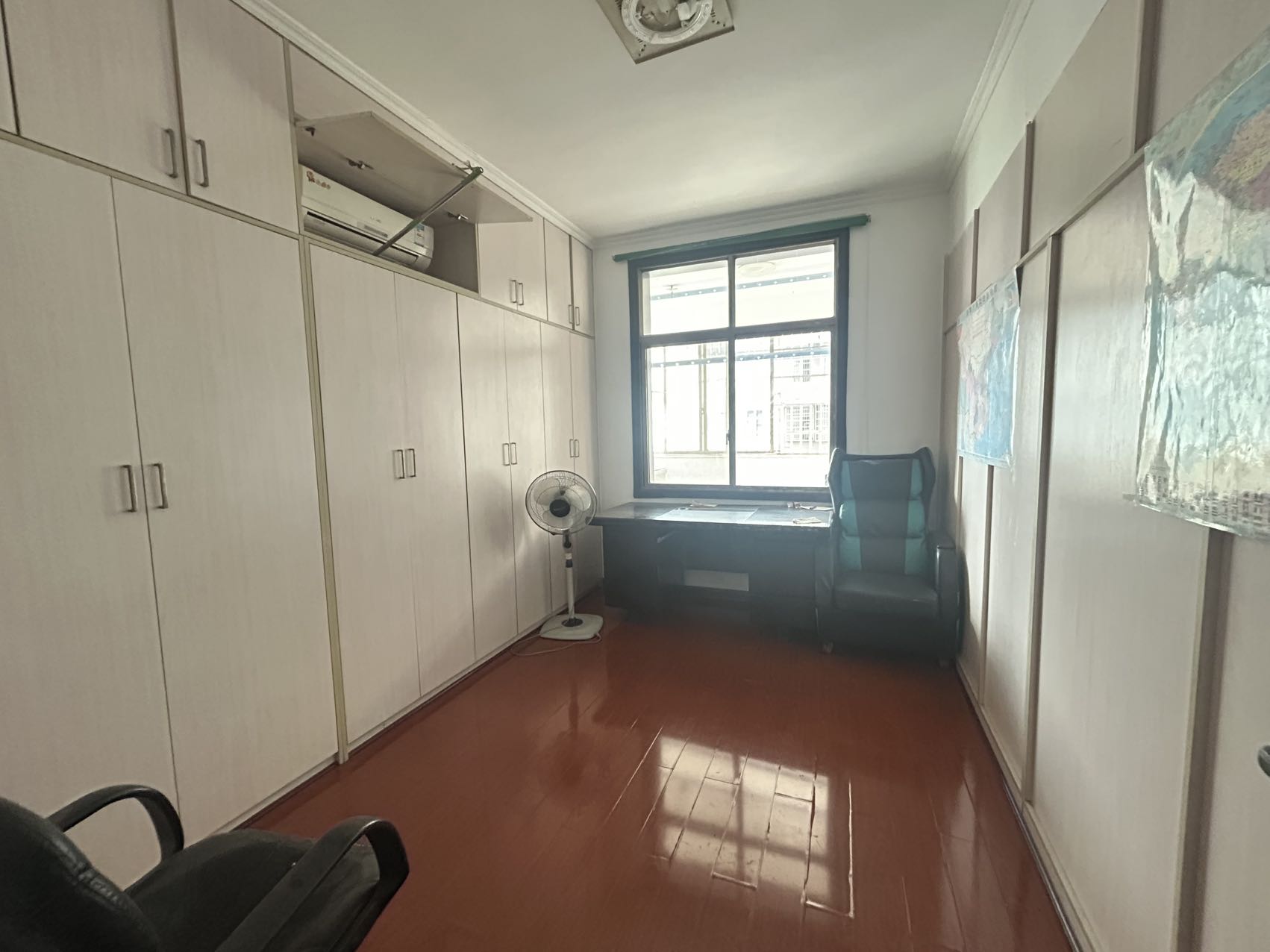 慧泽园（城院教师新村）  4室2厅2卫    80.0万室内图