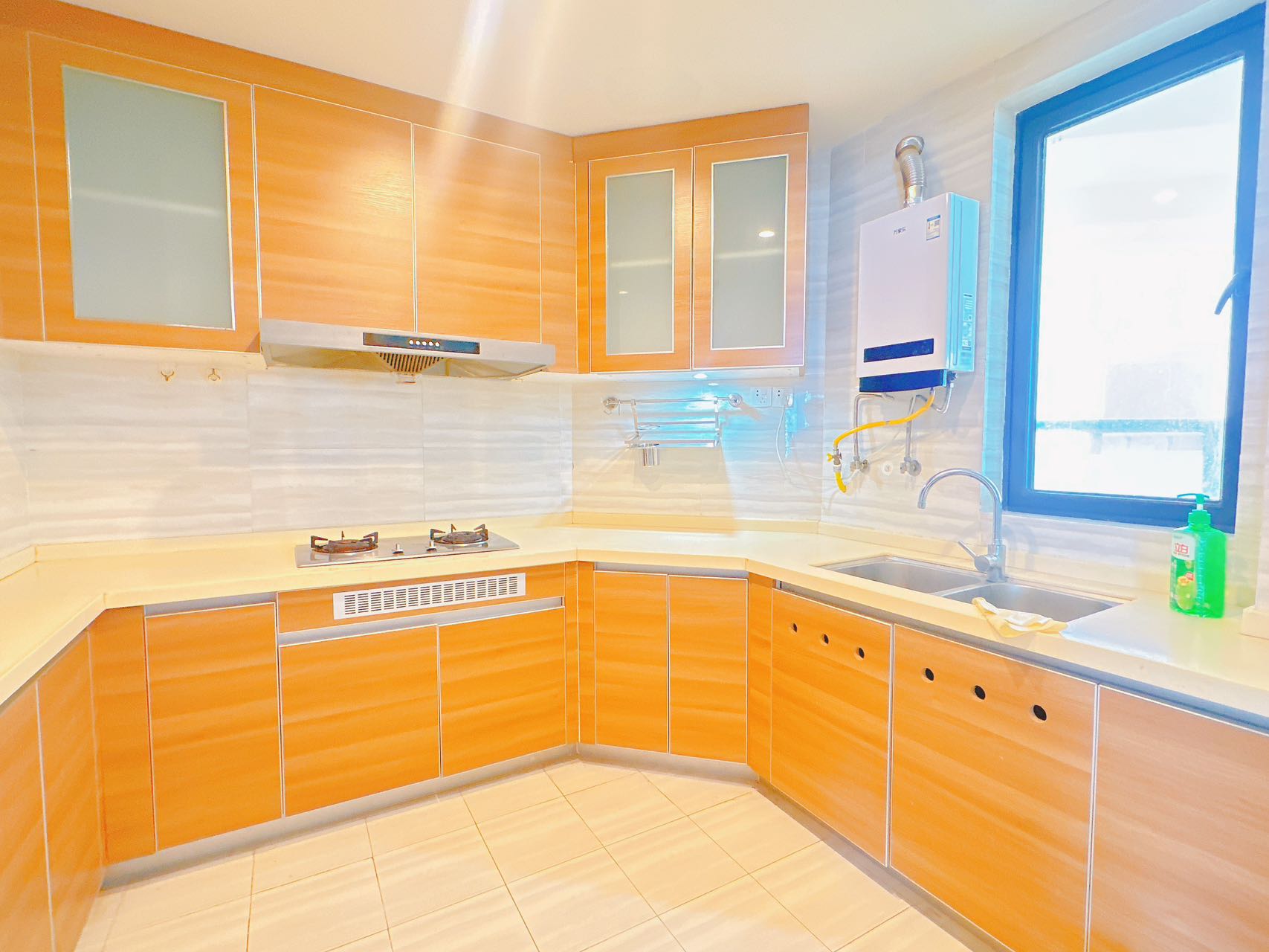 恒大美丽沙天澜湾  3室2厅1卫    4000.0元/月室内图