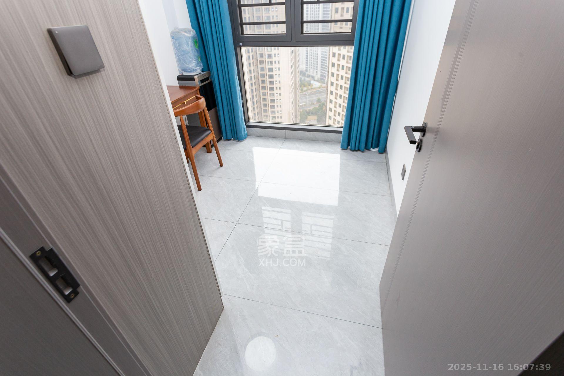 明发阅江悦府 3室2厅2卫 2400.0元/月 明发阅江悦府 3室2厅2卫 2400.0元/月室内图