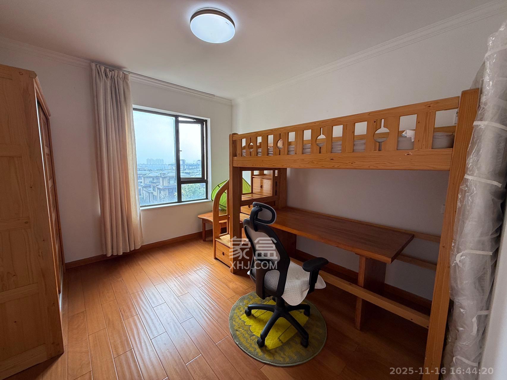 北辰中央公园A区  2室1厅1卫    2500.0元/月室内图