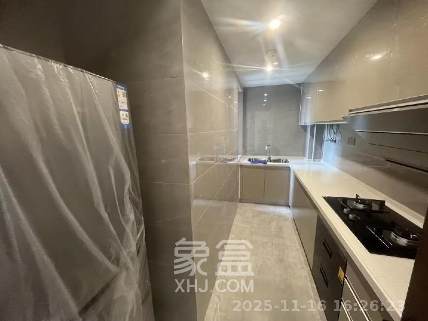 绿地长沙城际空间站（绿地新里佳苑）  3室2厅2卫    3300.0元/月室内图