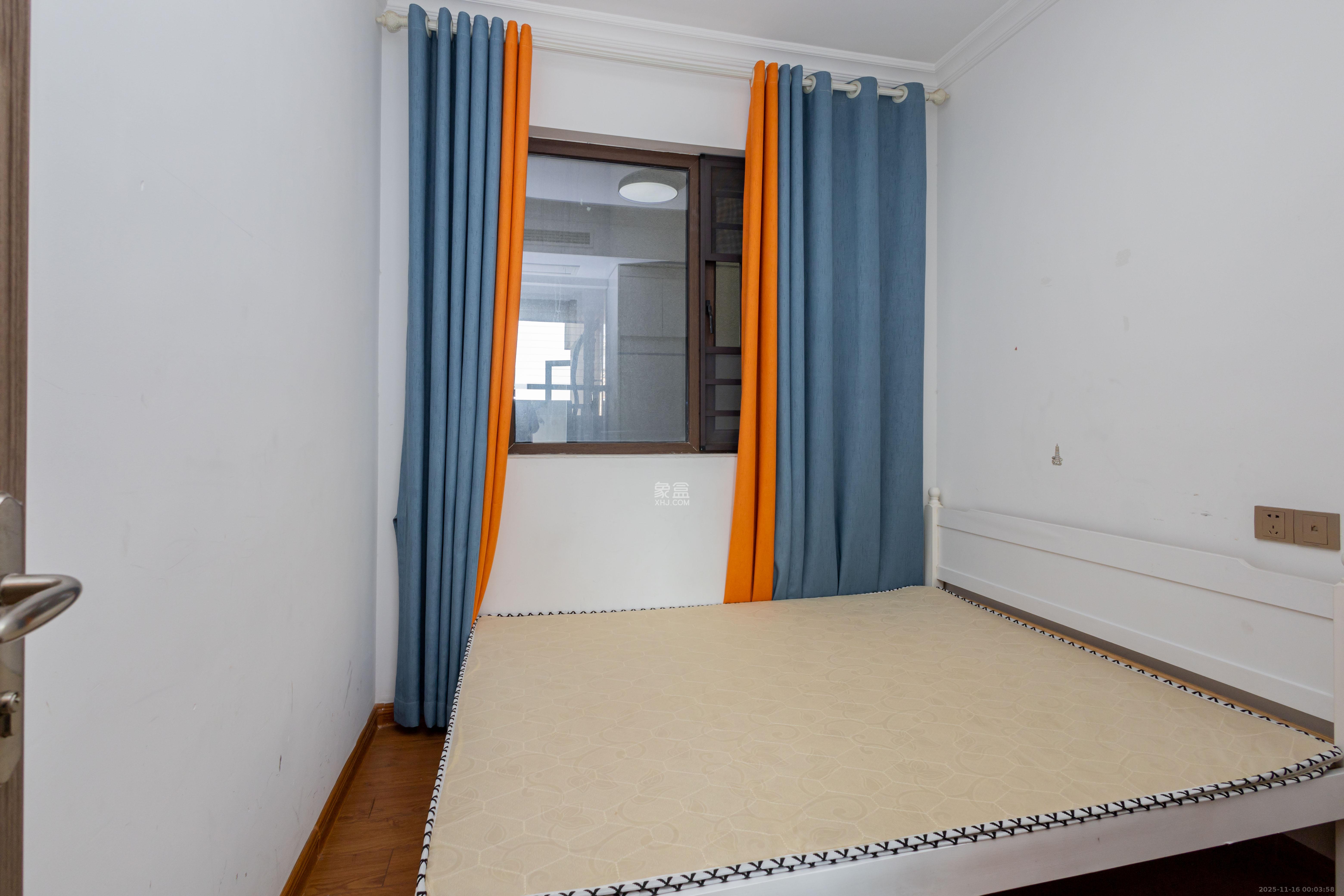 碧桂园星城首府  3室2厅2卫    55.8万卧室