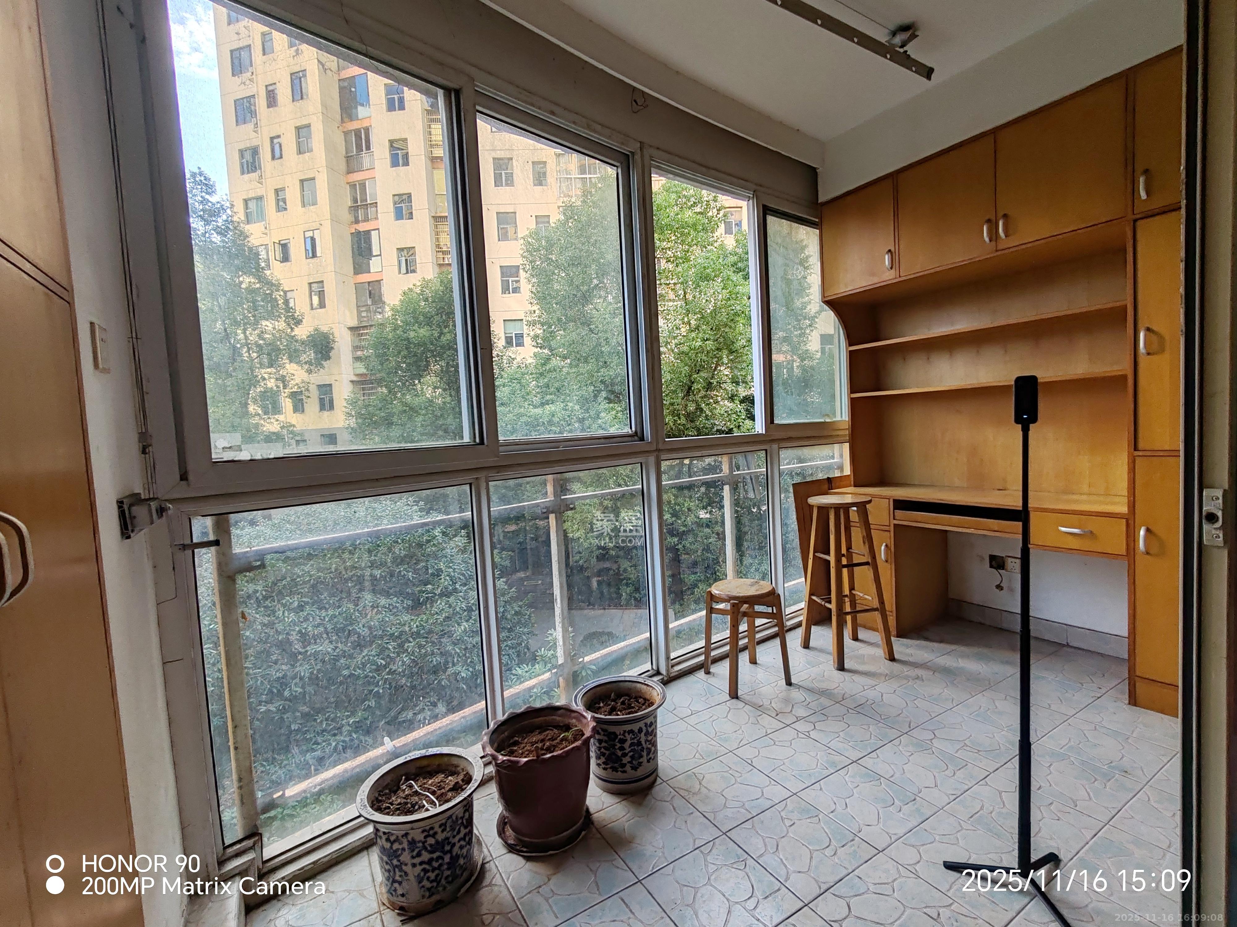 书香名邸  2室2厅1卫    2200.0元/月室内图