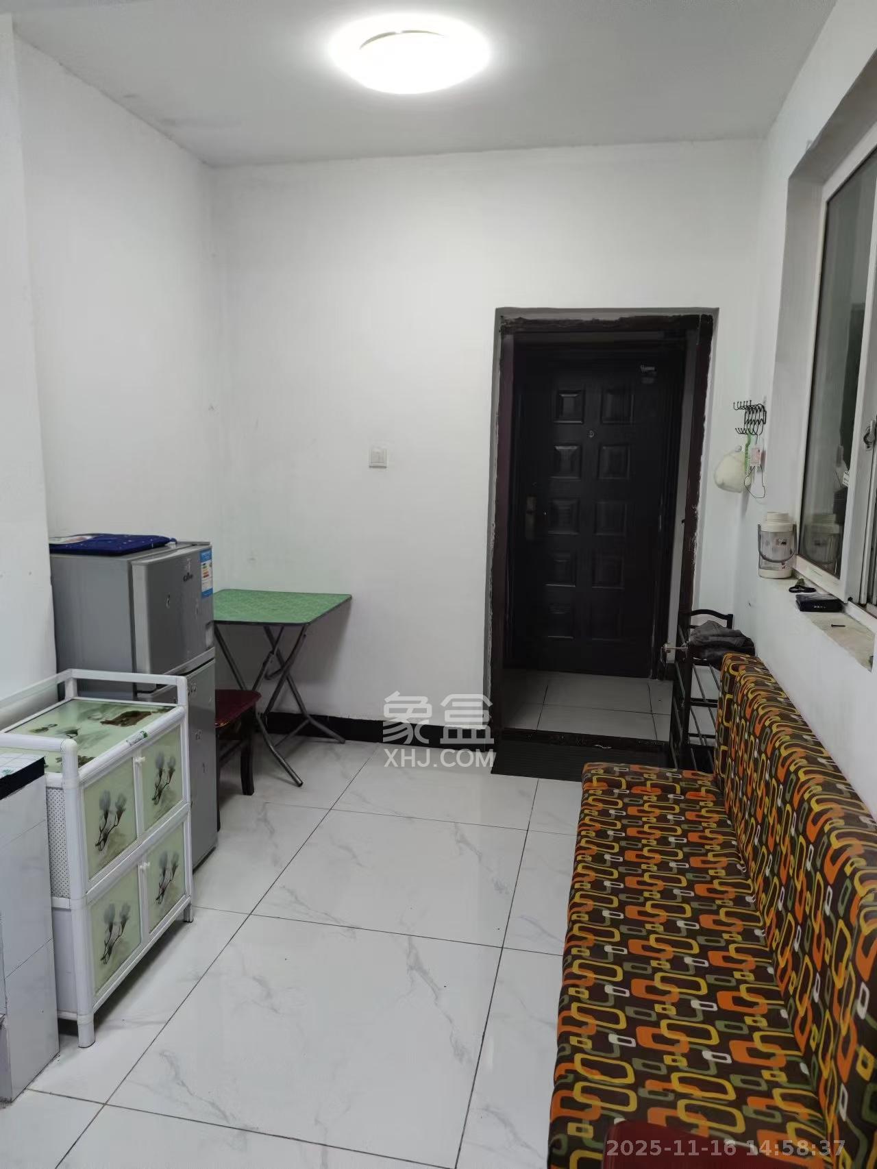 锦璨家园 1室1厅1卫 900.0元/月 锦璨家园 1室1厅1卫 900.0元/月室内图