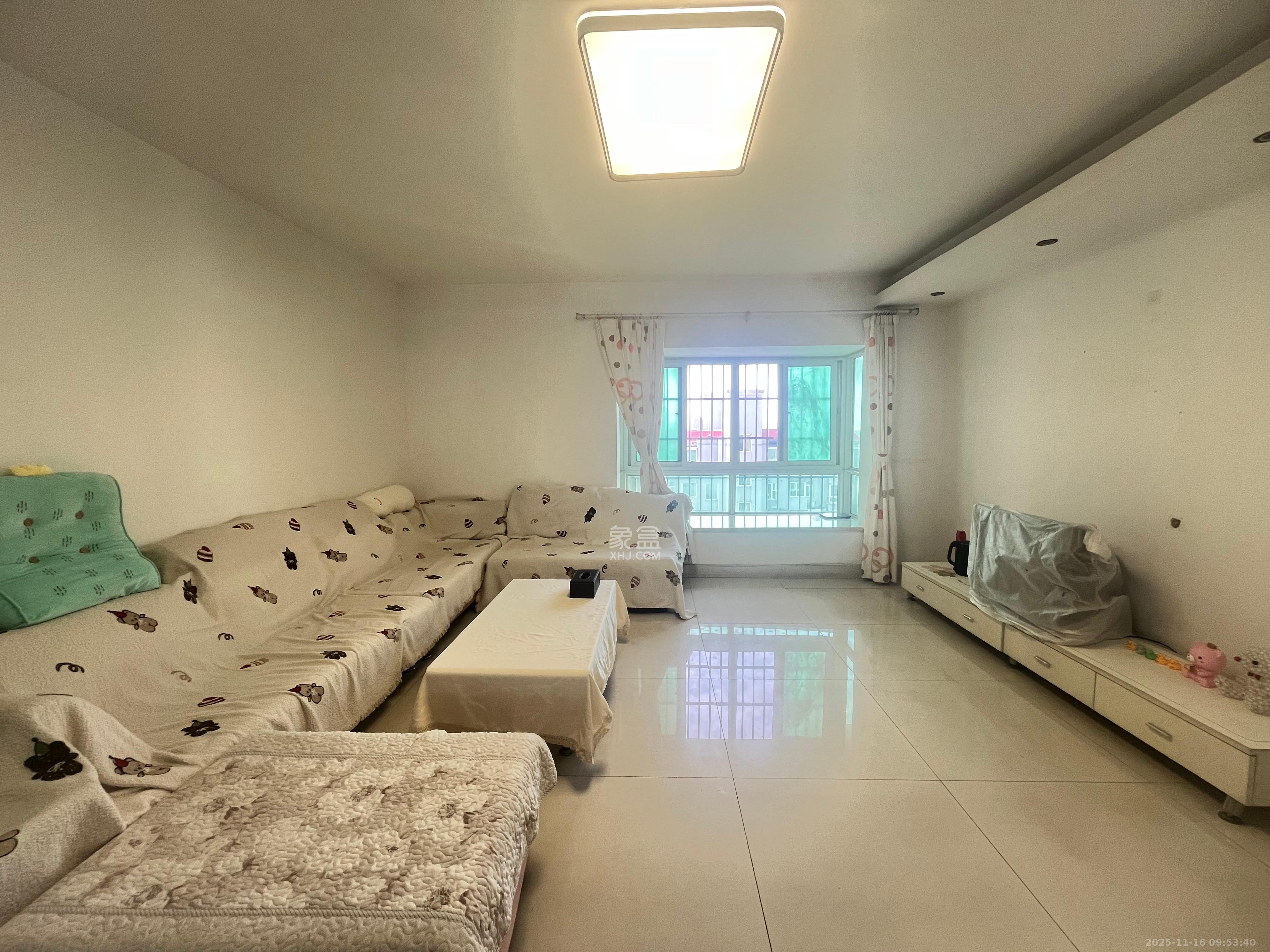 格林星城 3室2厅1卫 2500.0元/月 格林星城 3室2厅1卫 2500.0元/月室内图