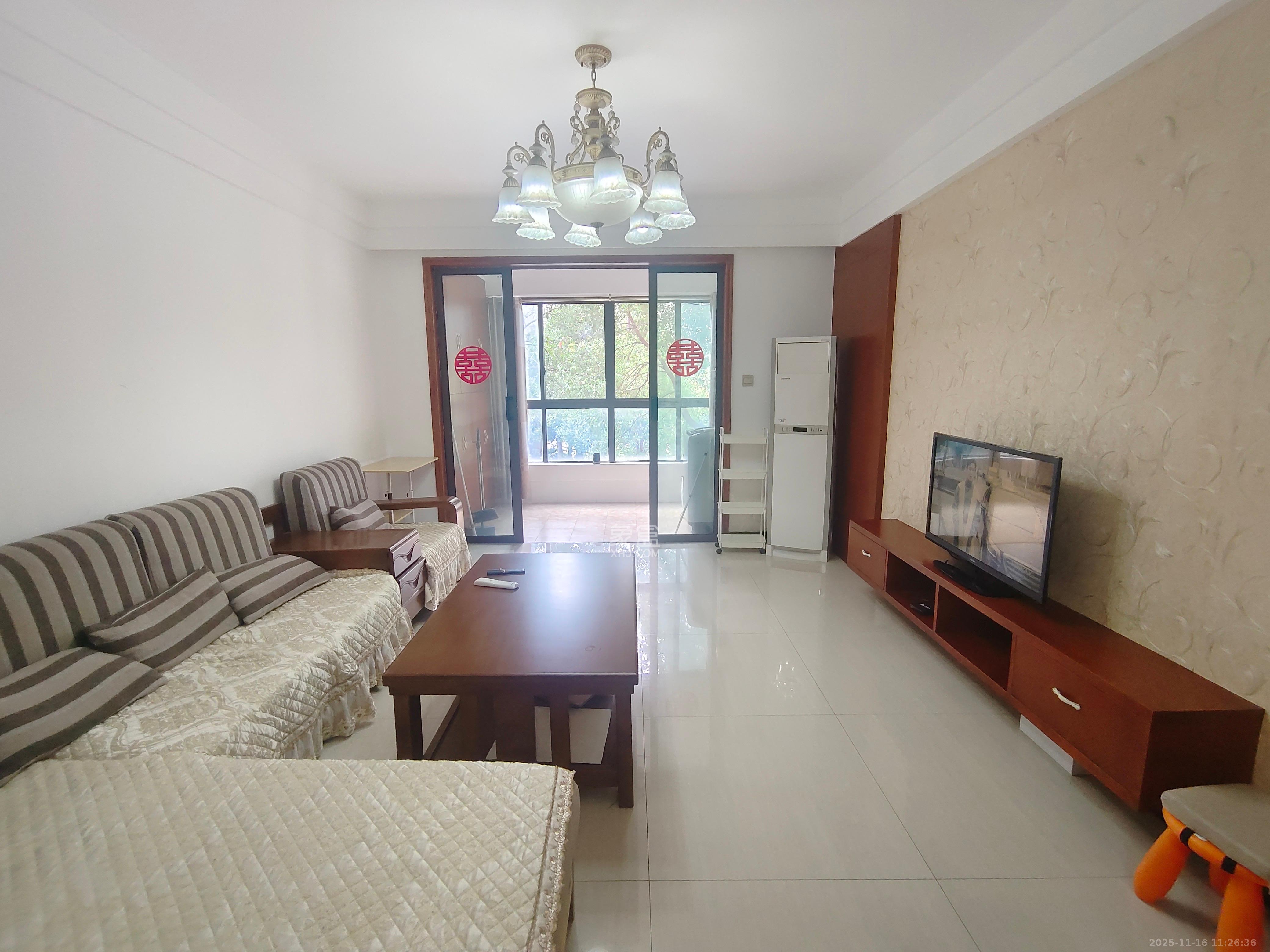 山语城二期  2室1厅1卫    2100.0元/月室内图