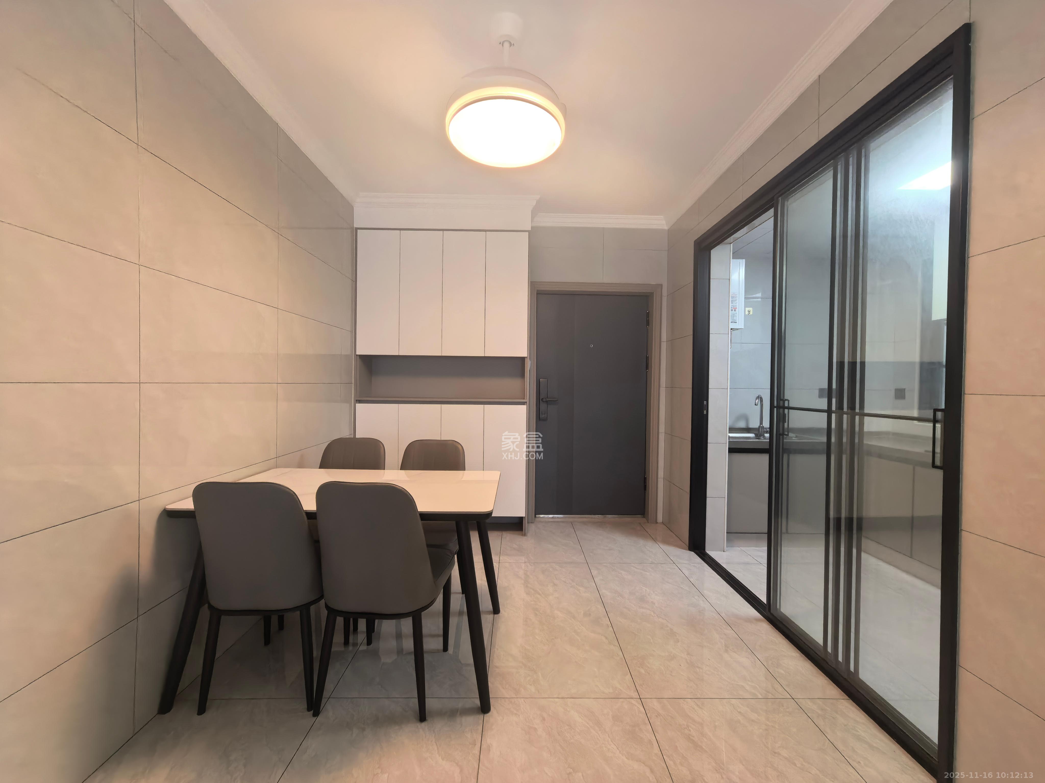 旭日嘉苑  2室1厅1卫    2300.0元/月室内图