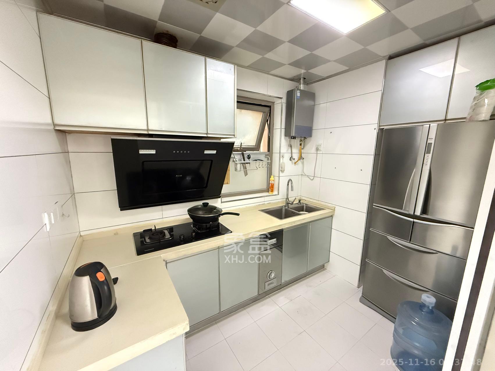 怡海星城  2室2厅1卫    1500.0元/月室内图