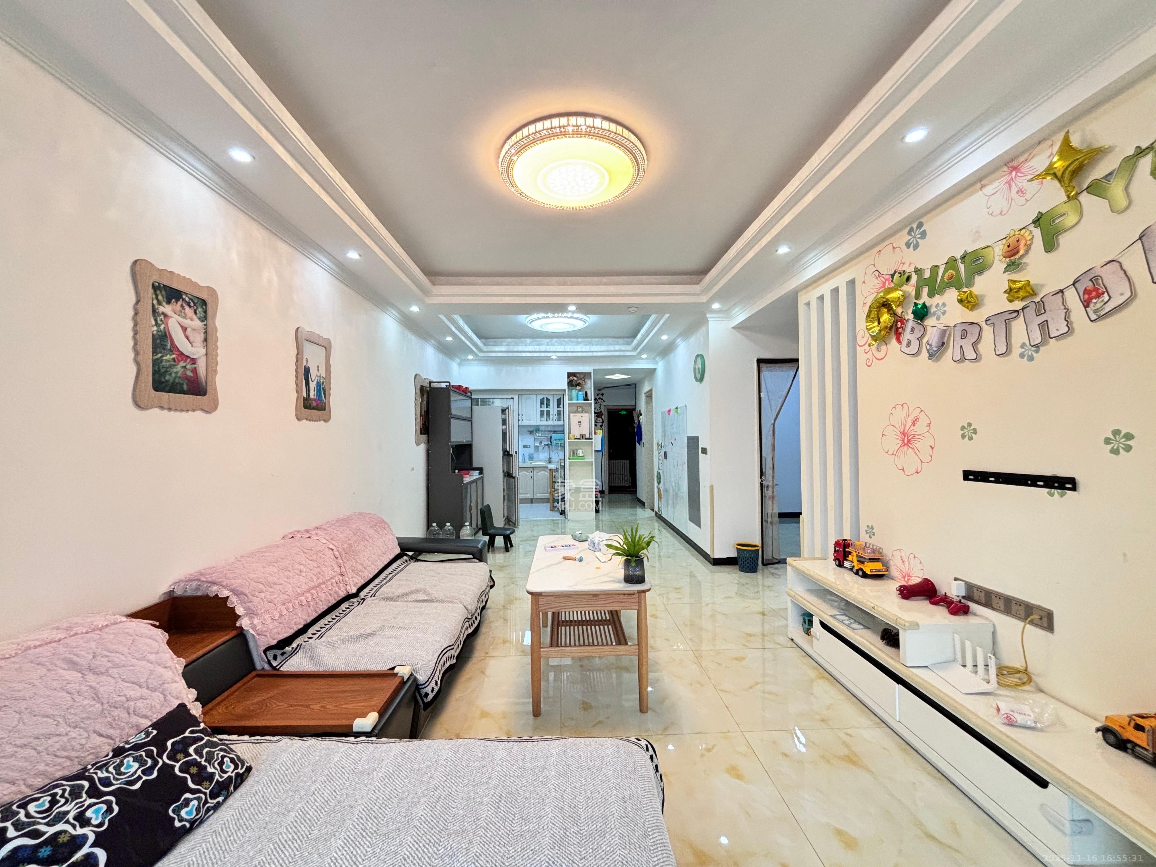 泰禹云开壹品  3室2厅2卫    2400.0元/月室内图