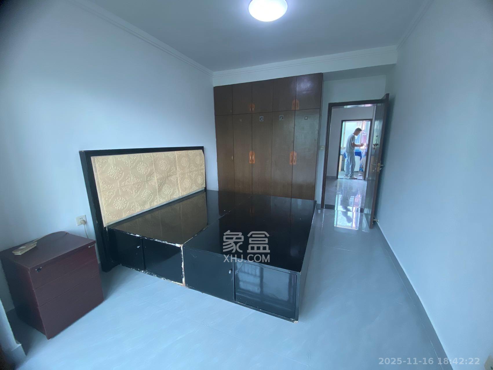 蒋家垅社区 1室1厅1卫 1400.0元/月 蒋家垅社区 1室1厅1卫 1400.0元/月室内图